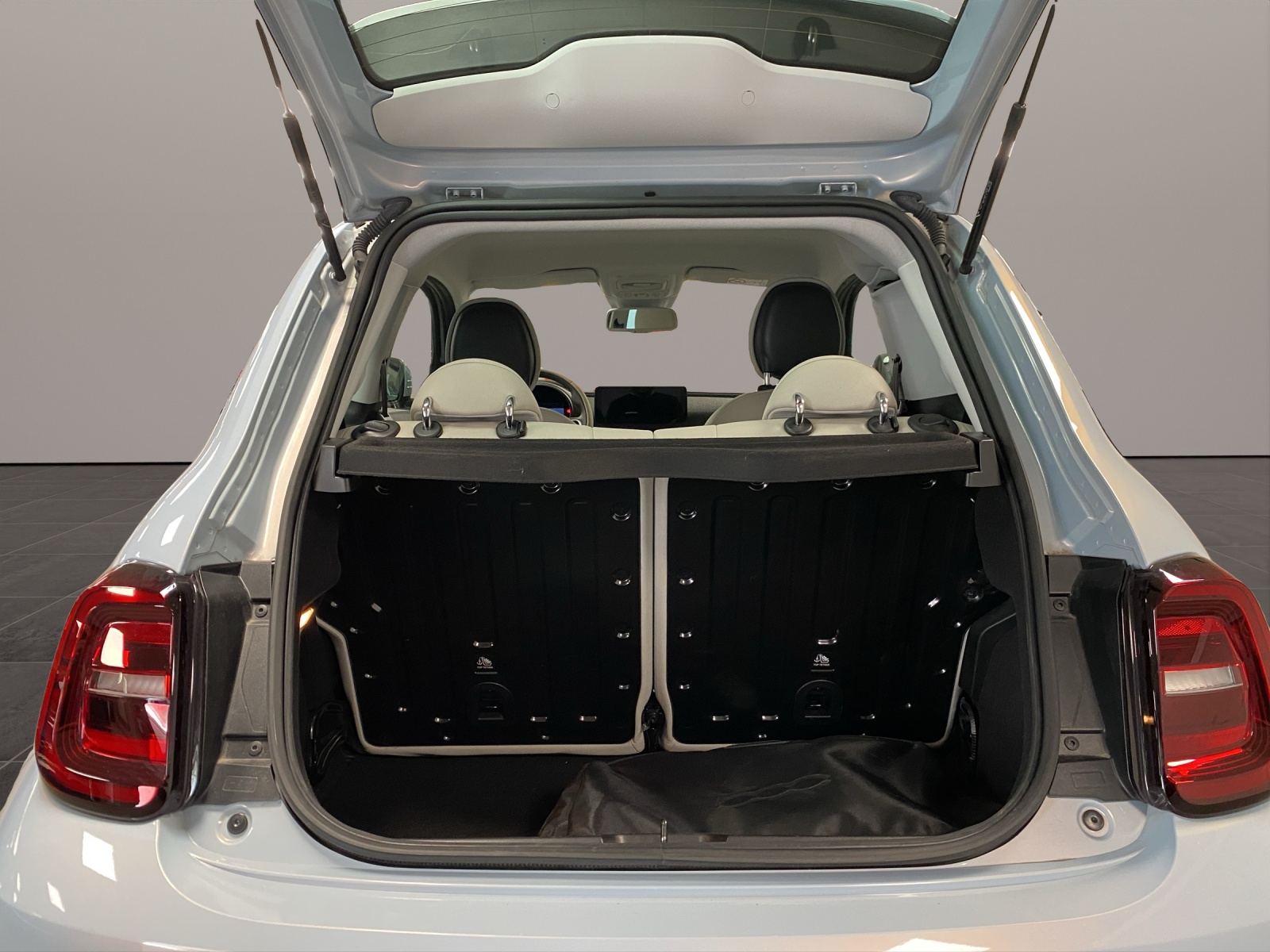 FIAT 500 electric 3+1 La Prima-image-2