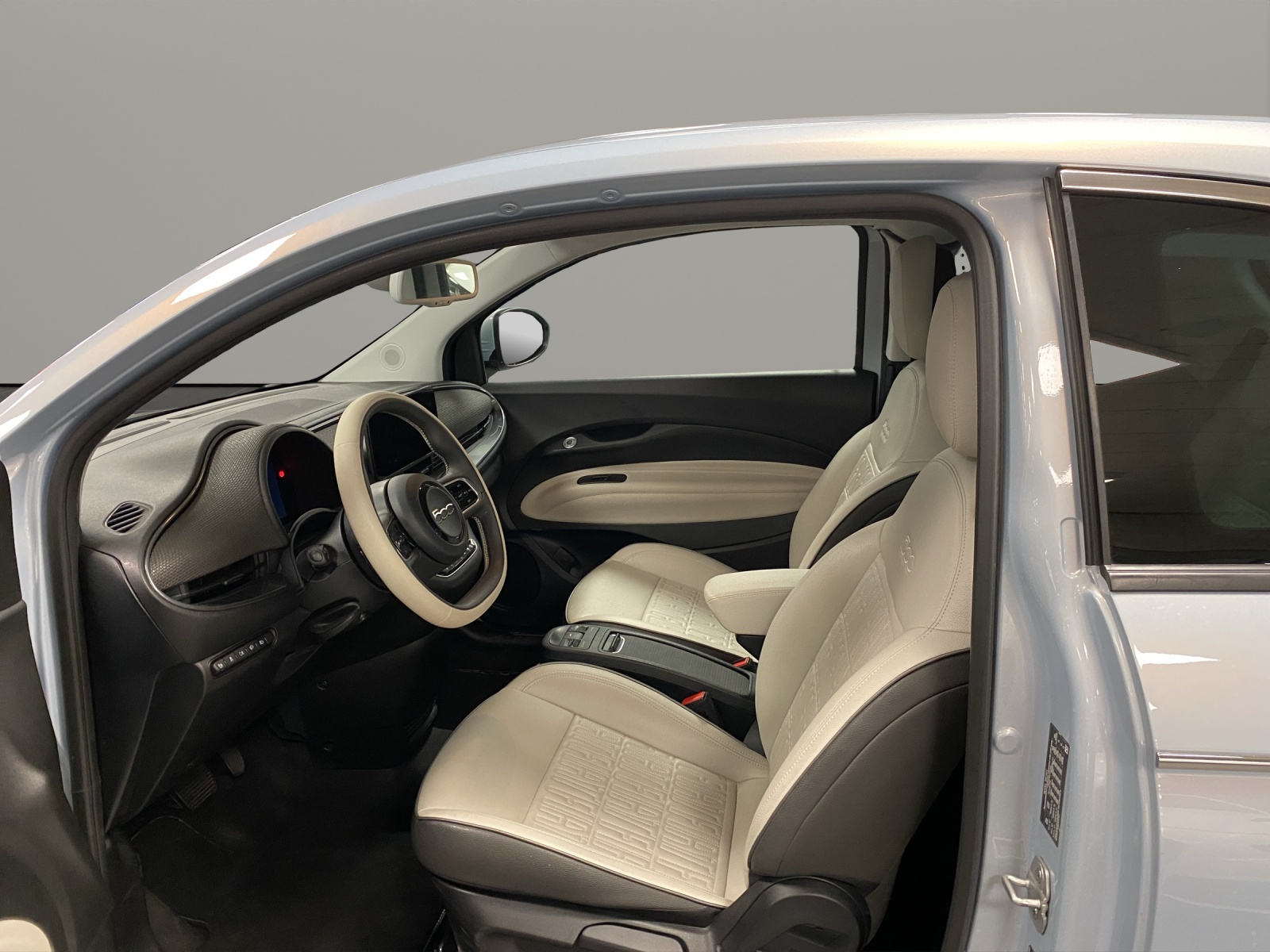 FIAT 500 electric 3+1 La Prima-image-7