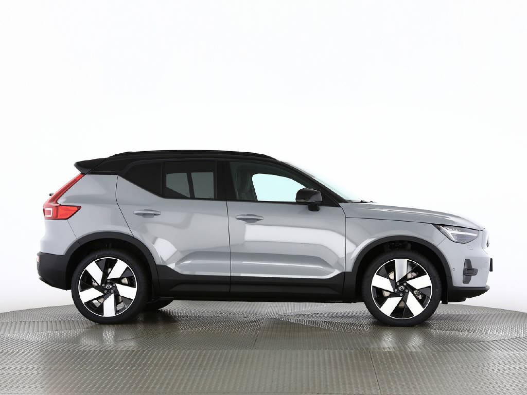VOLVO EX40 Twin Ultra AWD XCENTRIC-image-15