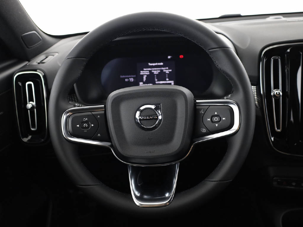 VOLVO EX40 Twin Ultra AWD XCENTRIC-image-29
