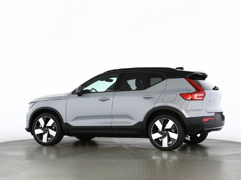 VOLVO EX40 Twin Ultra AWD XCENTRIC-image-24