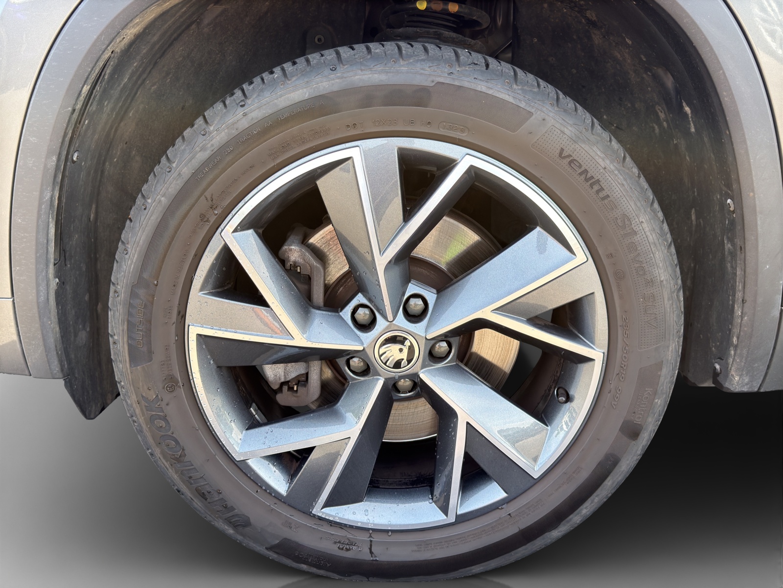 SKODA Kodiaq 2.0 TSI 4x4 SportLine-image-13