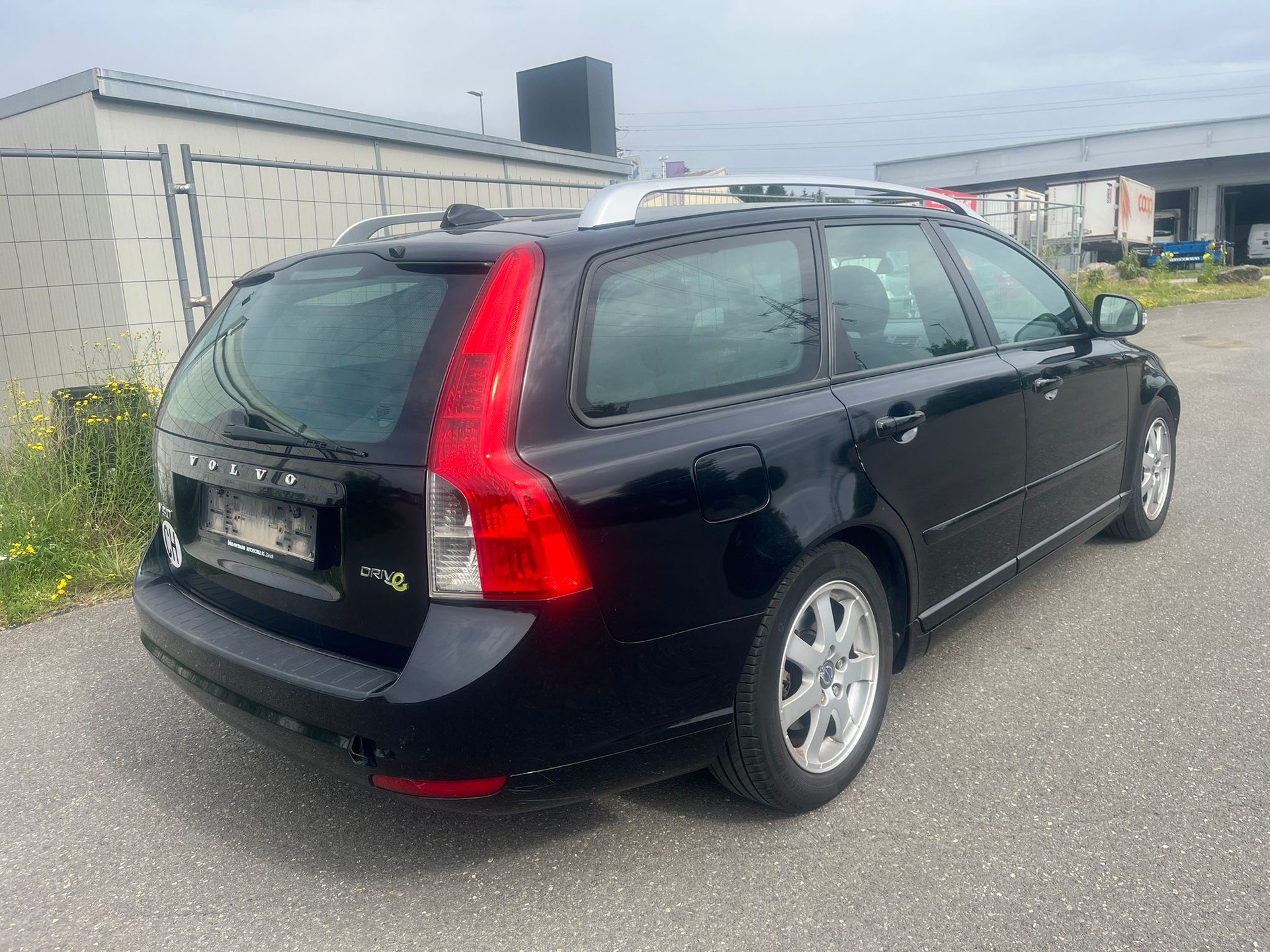 VOLVO V50 DRIVe Start/Stop Business Edition-image-6