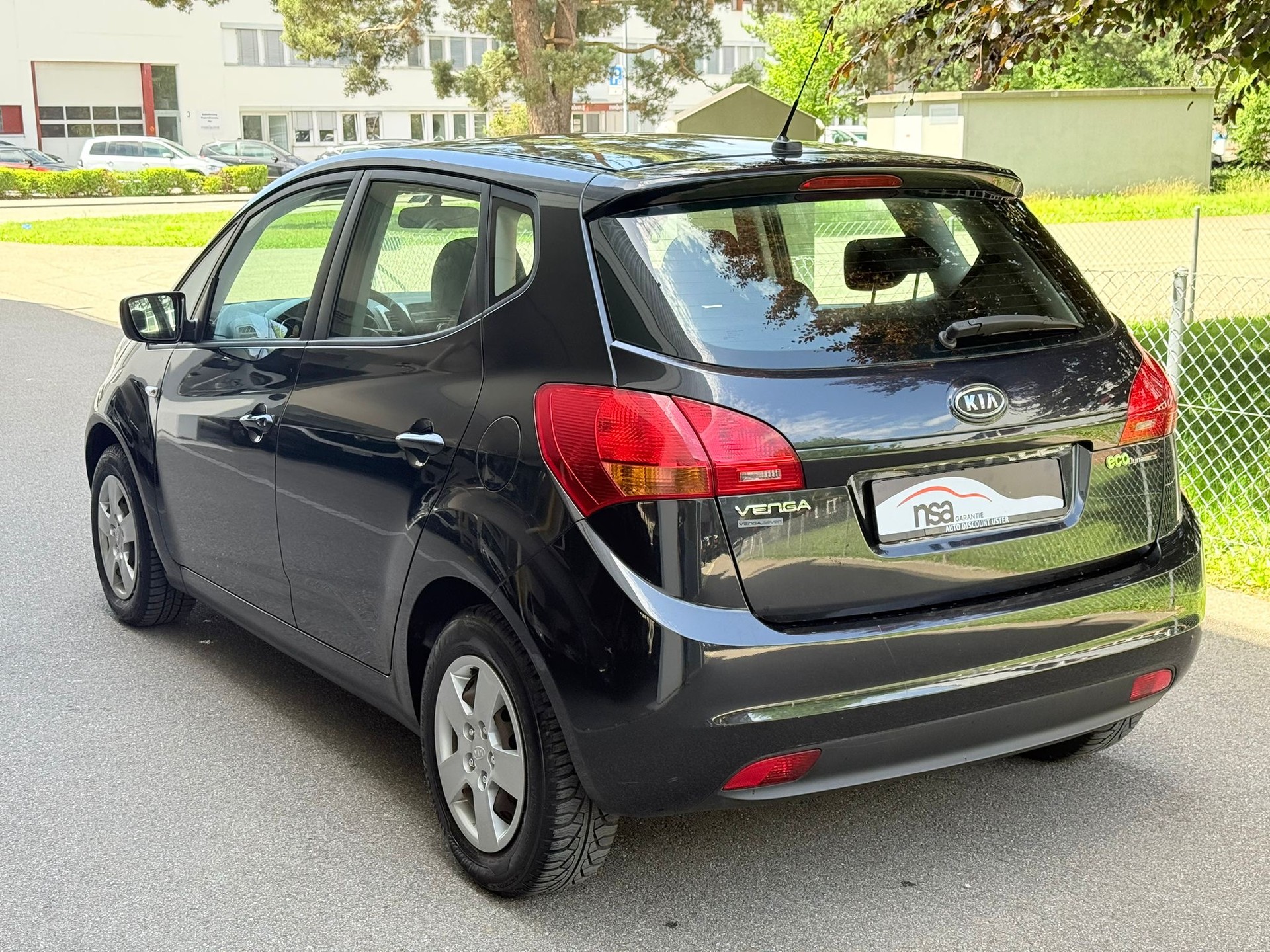 KIA Venga 1.4 CVVT _seven-image-3
