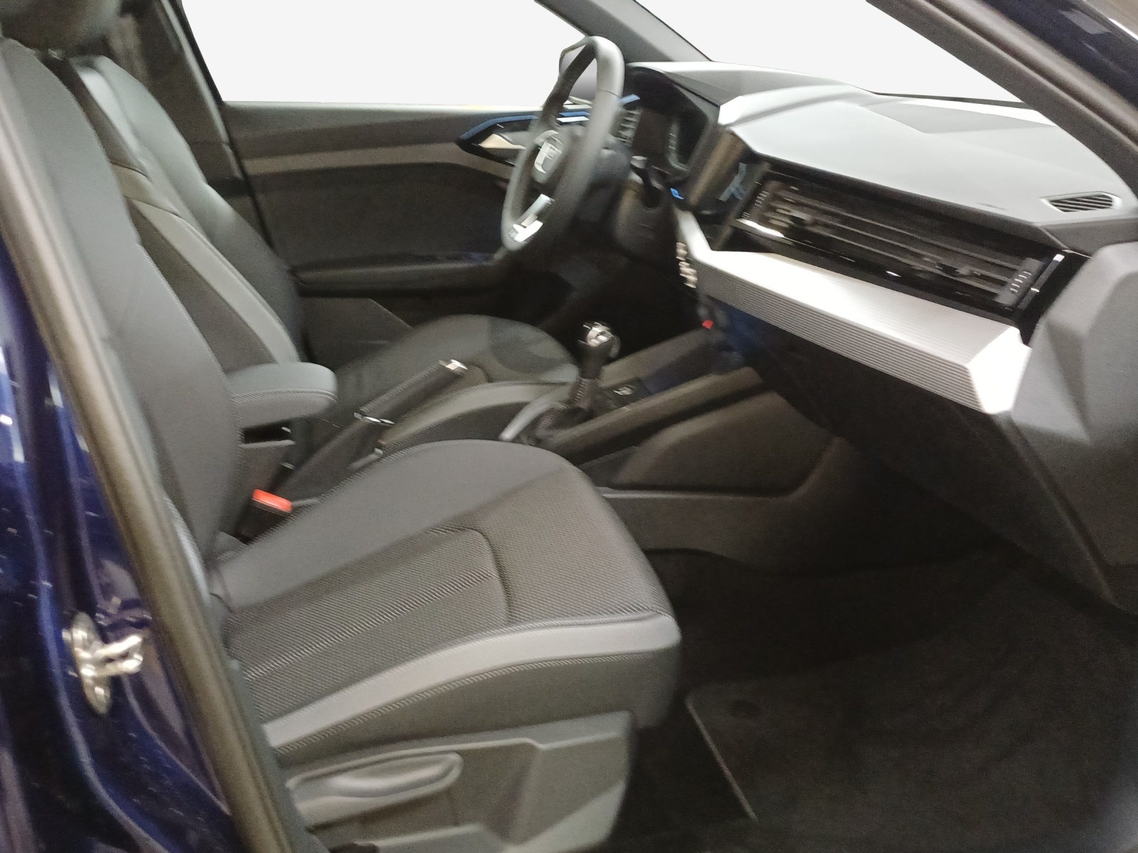 AUDI A1 Sportback 40 TFSI S Line S-tronic-image-13