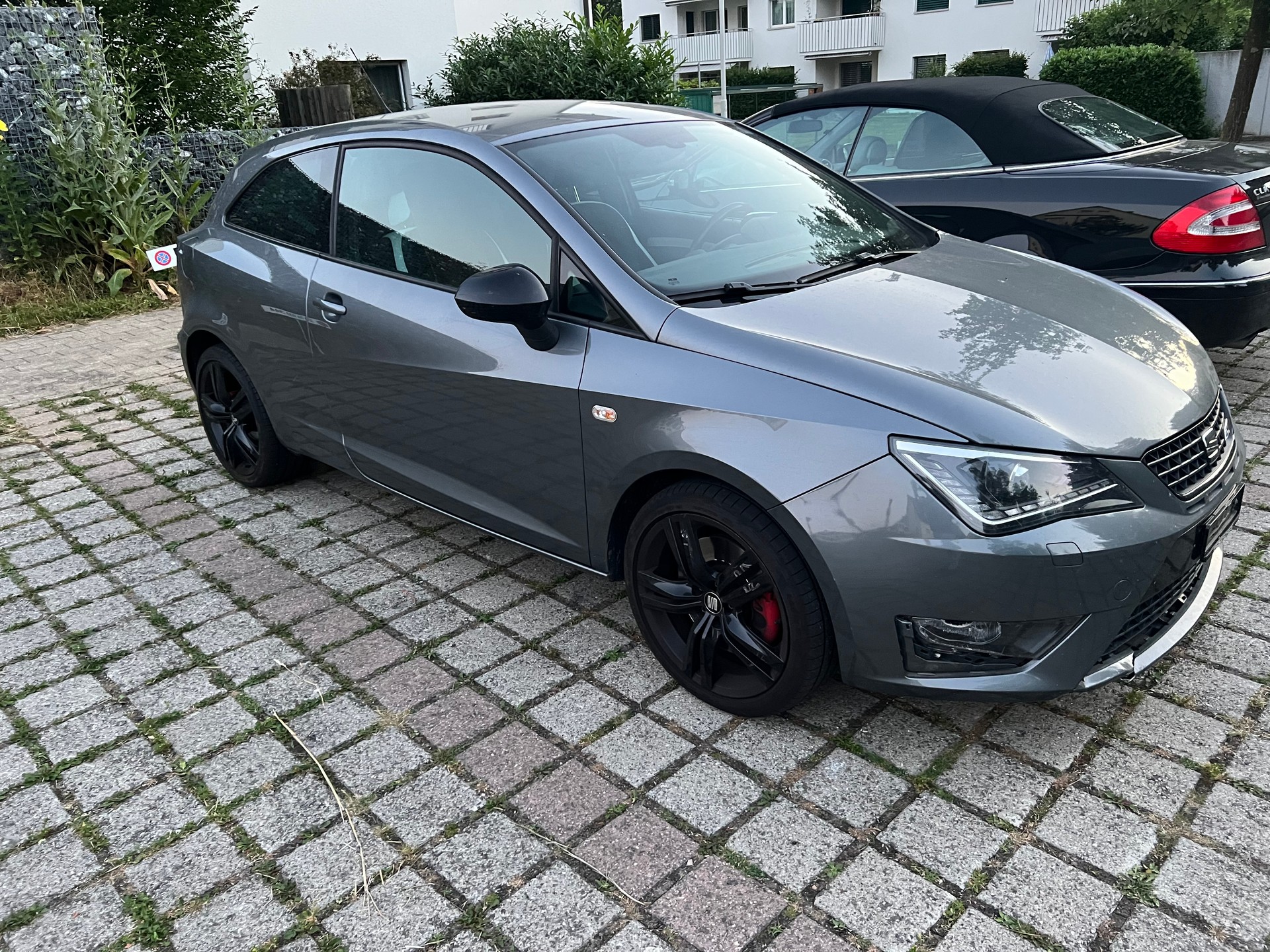 SEAT Ibiza SC 1.4 TSI Cupra SR DSG-image-2