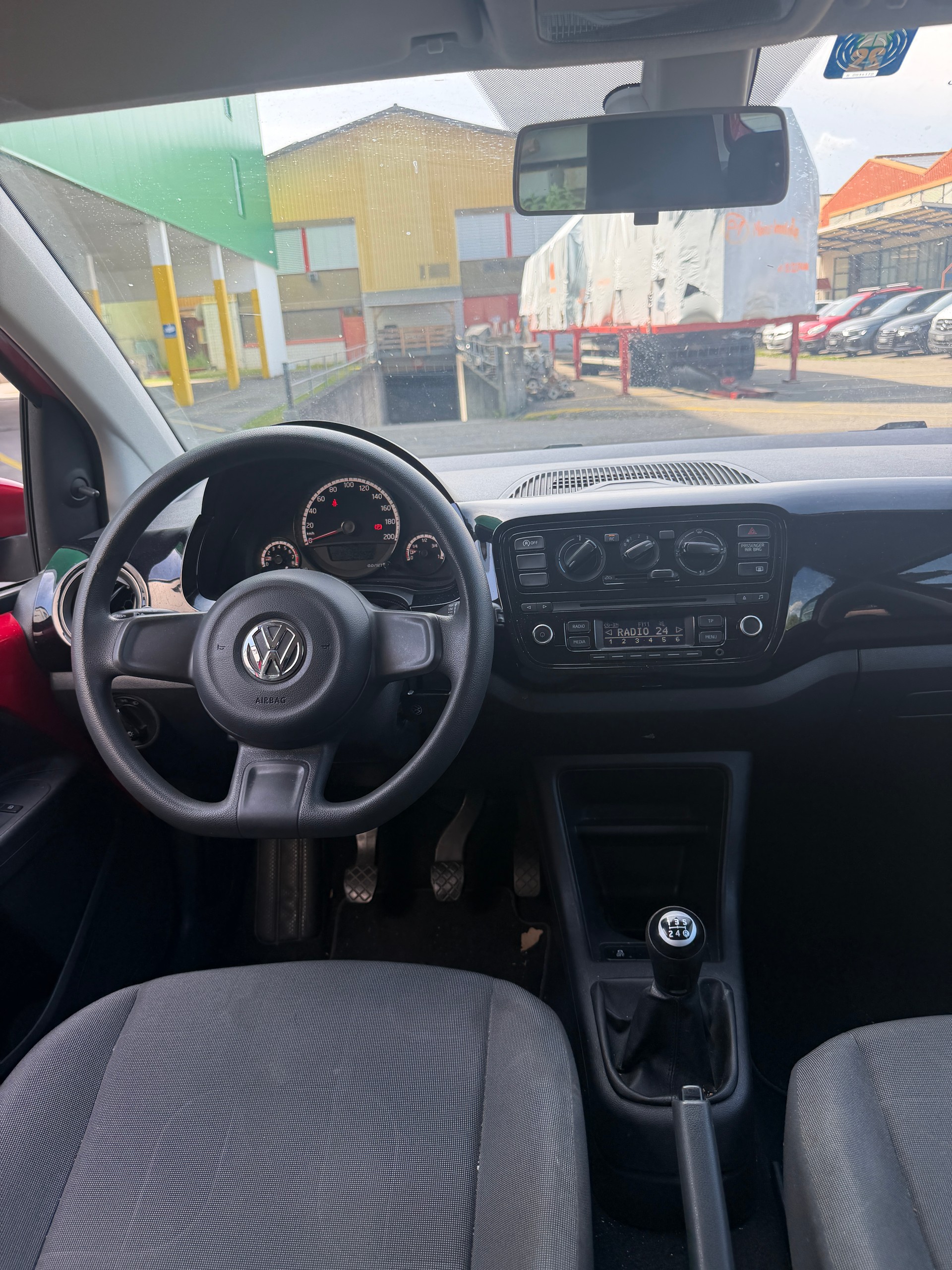 VW Up 1.0 BMT move up-image-9