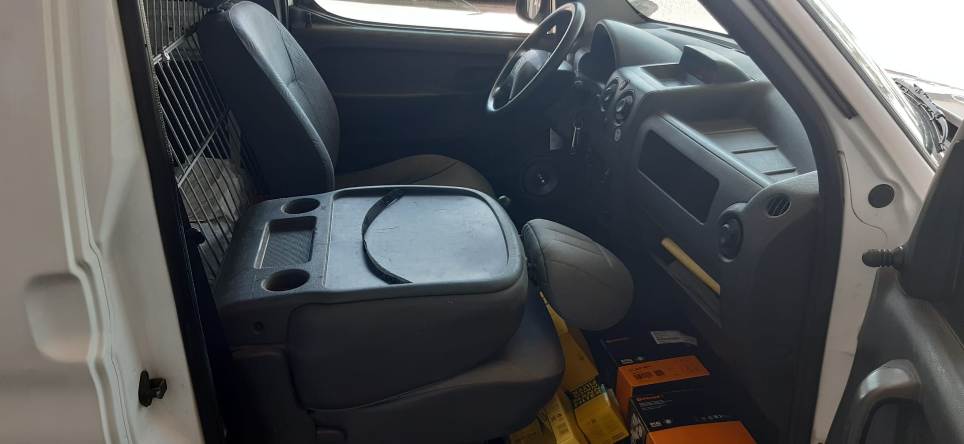 CITROEN Berlingo 1.4 600-image-15