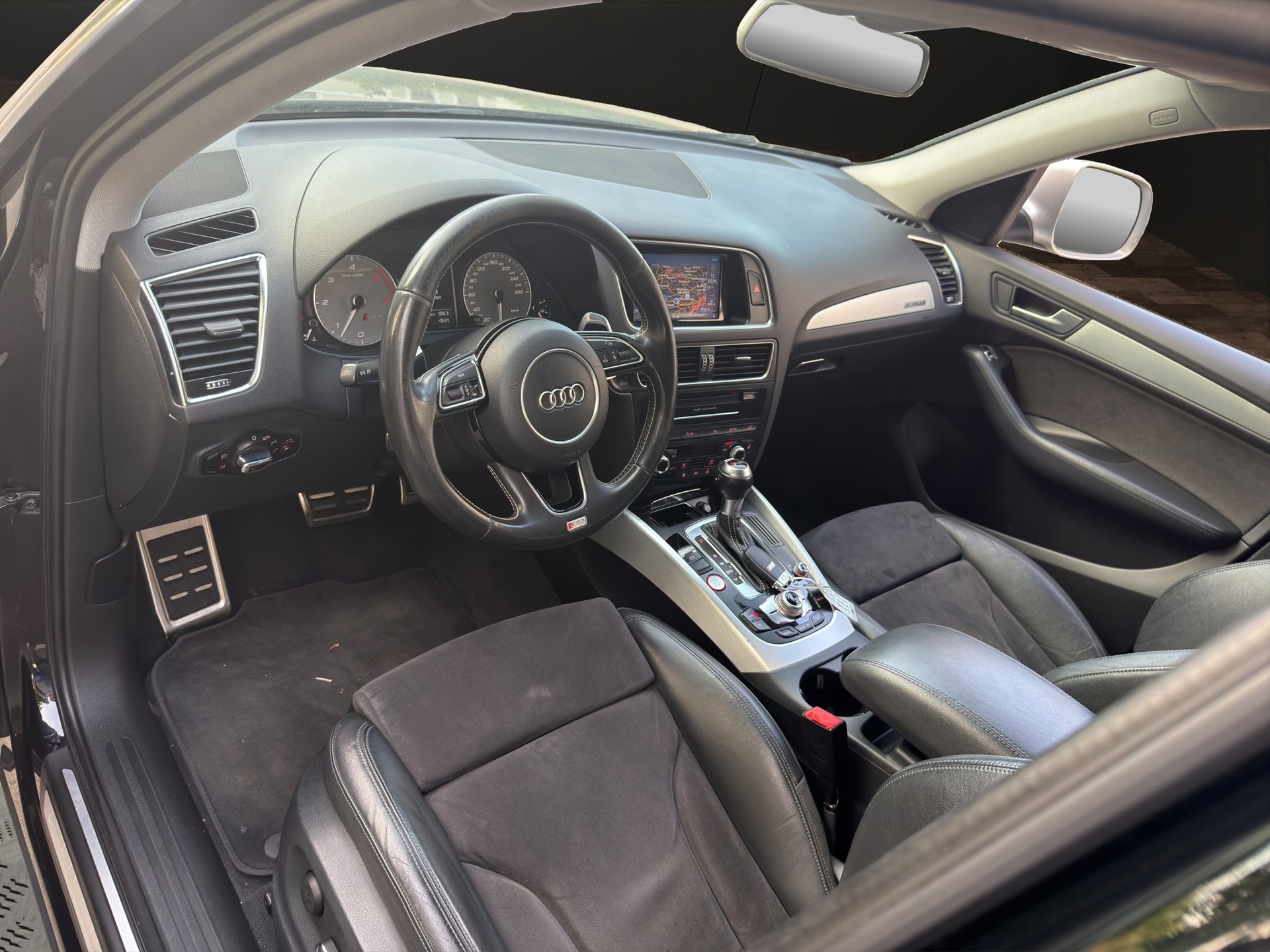 AUDI SQ5 3.0 TDI quattro tiptronic-image-6