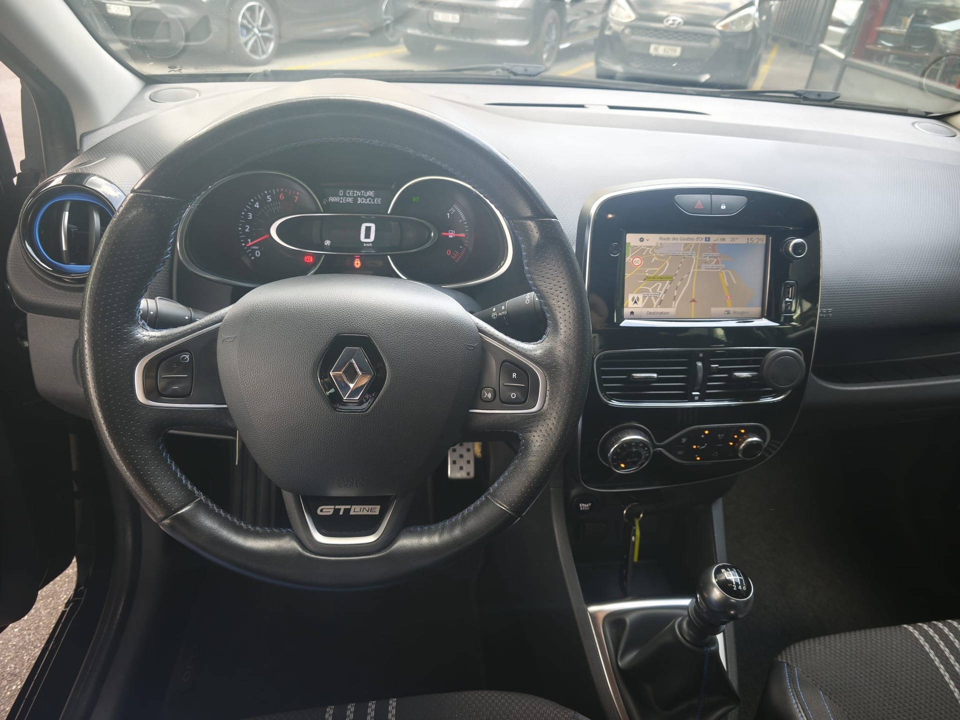 RENAULT Clio 1.2 16V GT LINE-image-7
