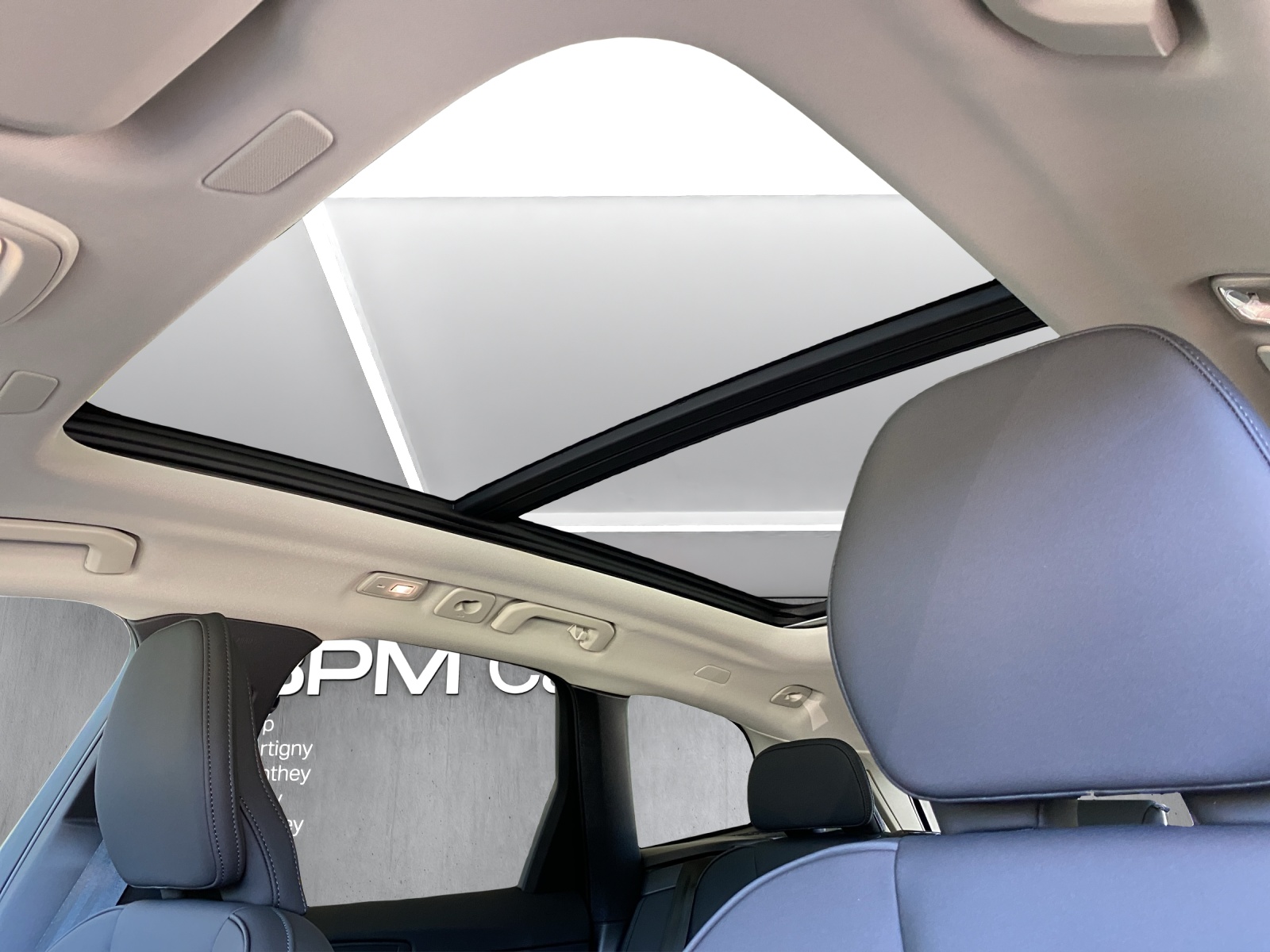 VOLVO XC60 T8 eAWD PluginHybrid Ultra Dark Geartronic-image-14