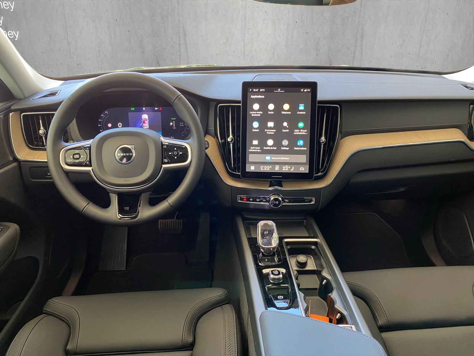 VOLVO XC60 T8 eAWD PluginHybrid Ultra Dark Geartronic-image-11