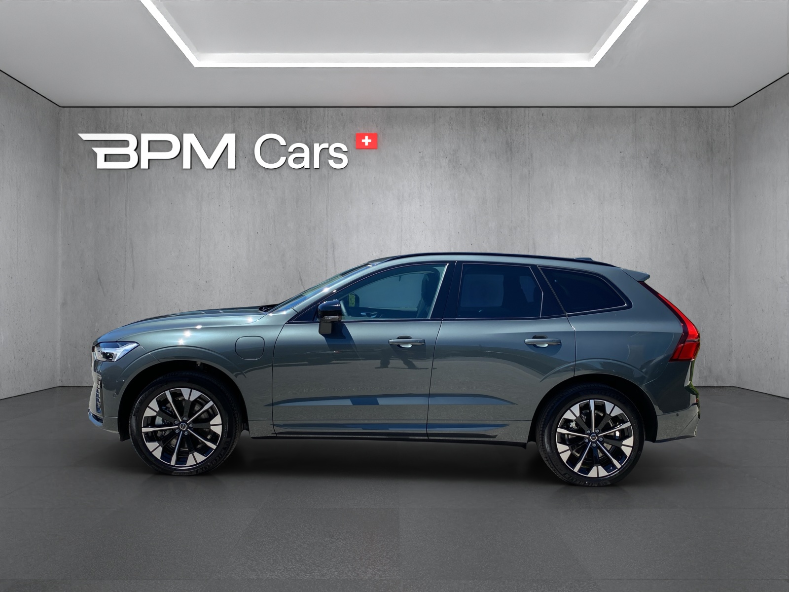 VOLVO XC60 T8 eAWD PluginHybrid Ultra Dark Geartronic-image-17