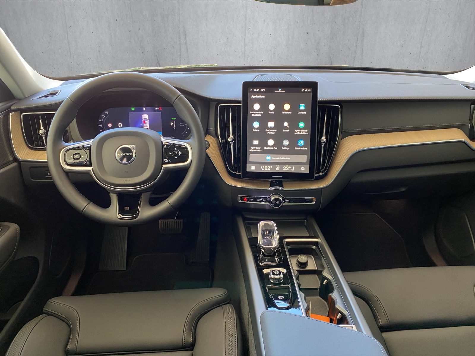 VOLVO XC60 T8 eAWD PluginHybrid Ultra Dark Geartronic-image-11