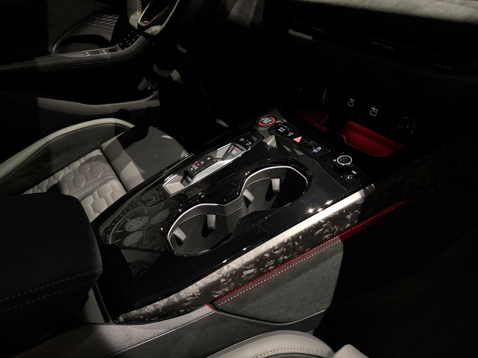 AUDI RS 5 Avant TFSI 470 kW Tiptronic quattro-image-17