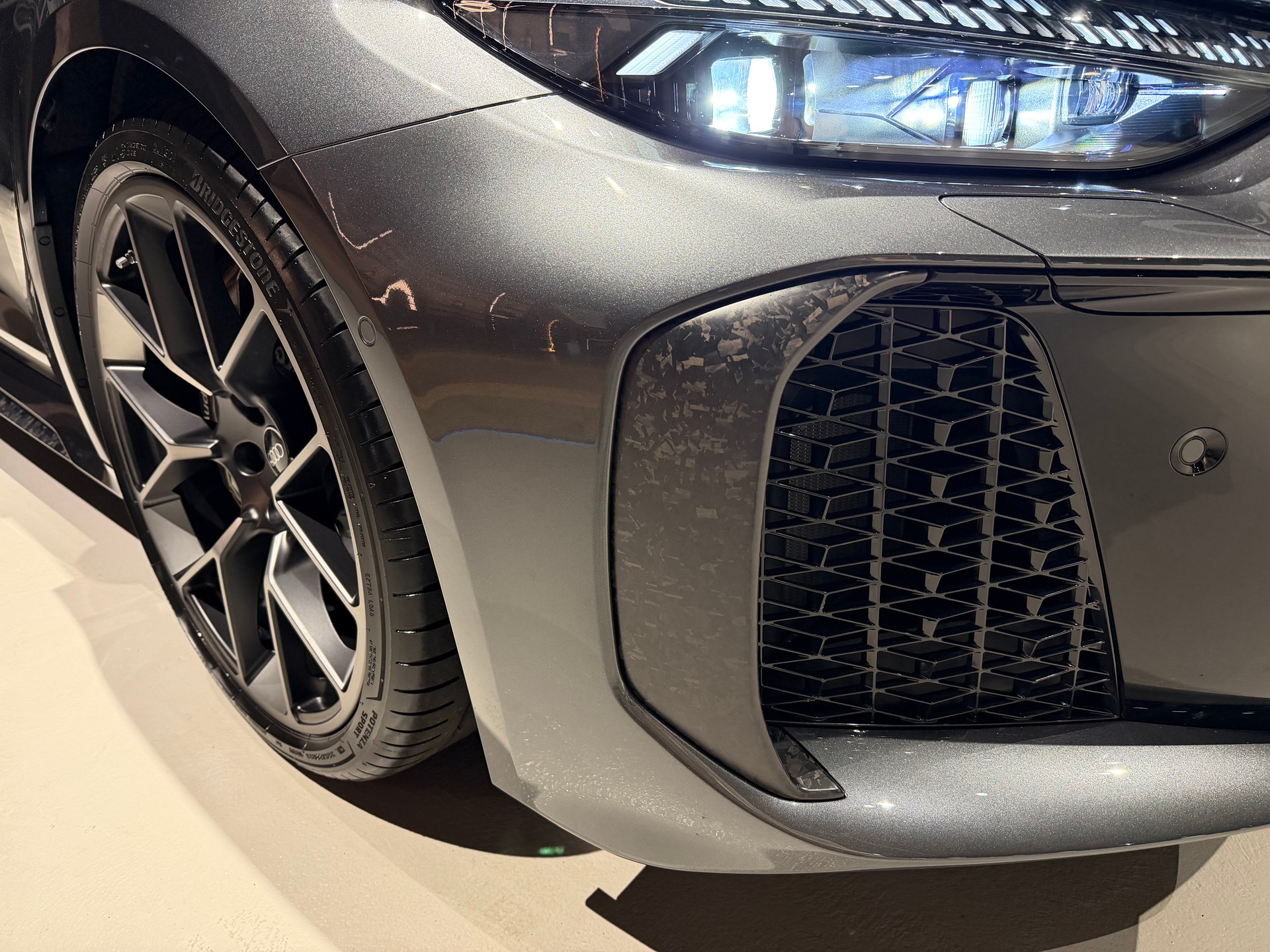 AUDI RS 5 Avant TFSI 470 kW Tiptronic quattro-image-3