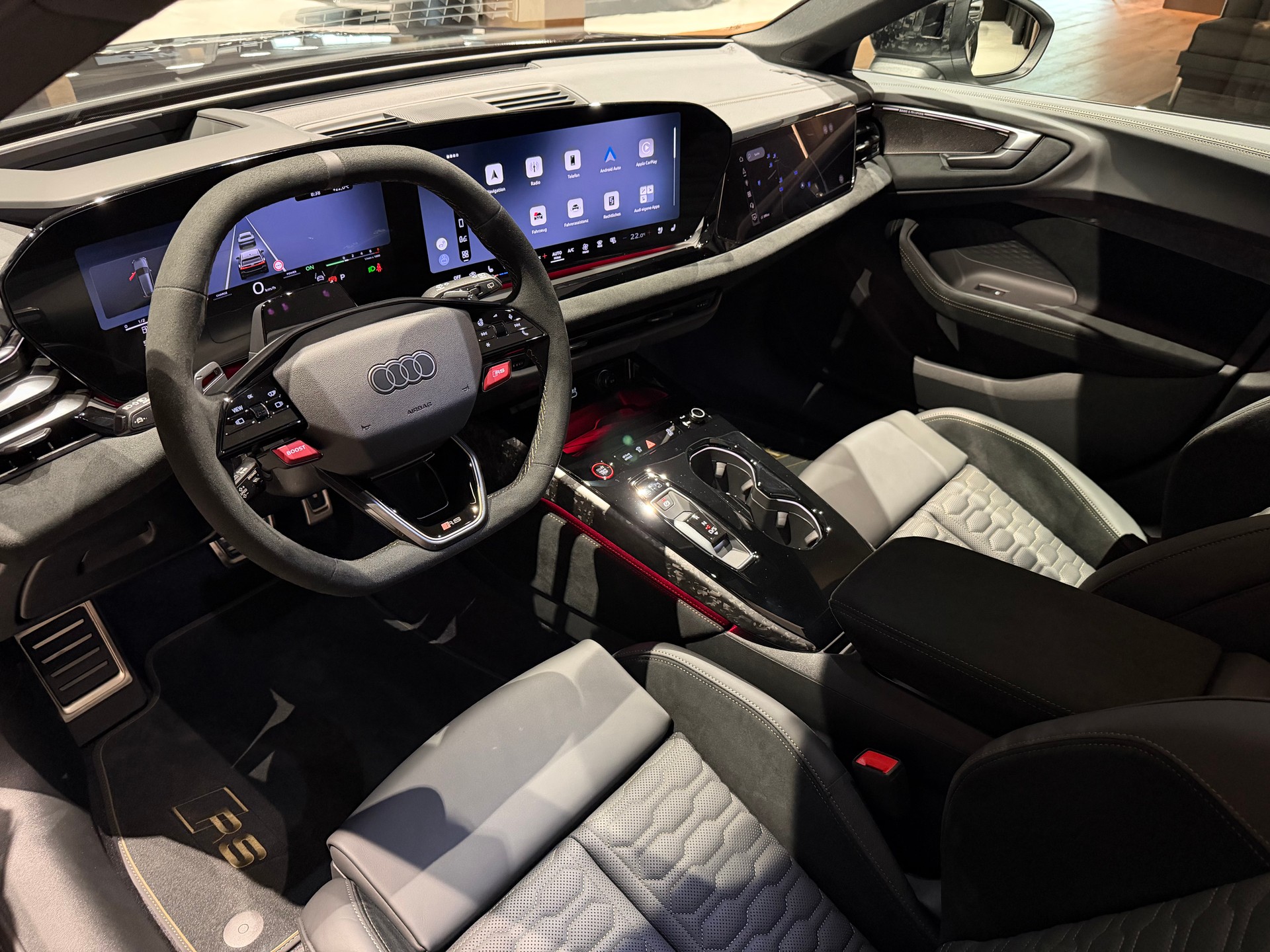 AUDI RS 5 Avant TFSI 470 kW Tiptronic quattro-image-8