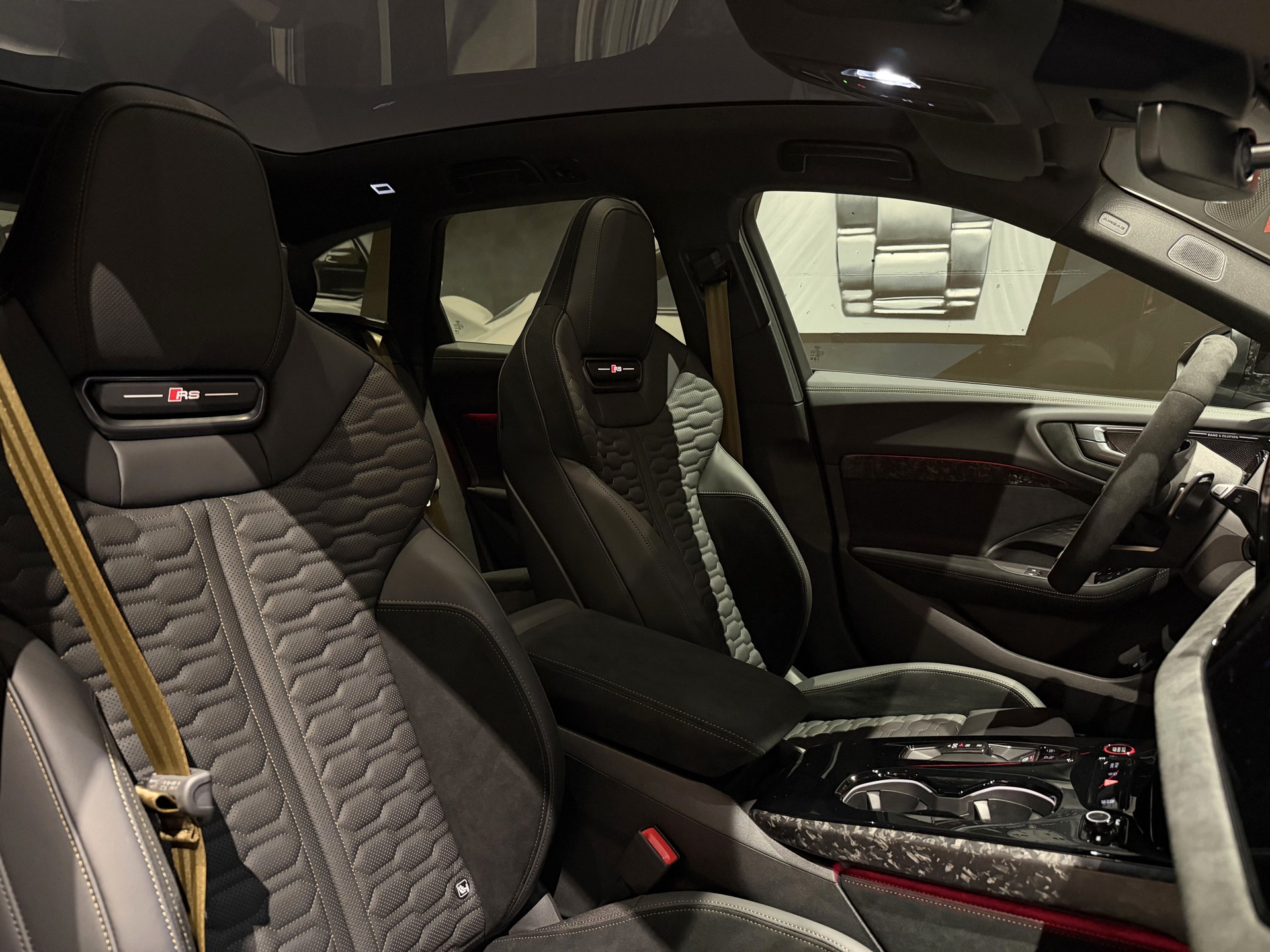 AUDI RS 5 Avant TFSI 470 kW Tiptronic quattro-image-16
