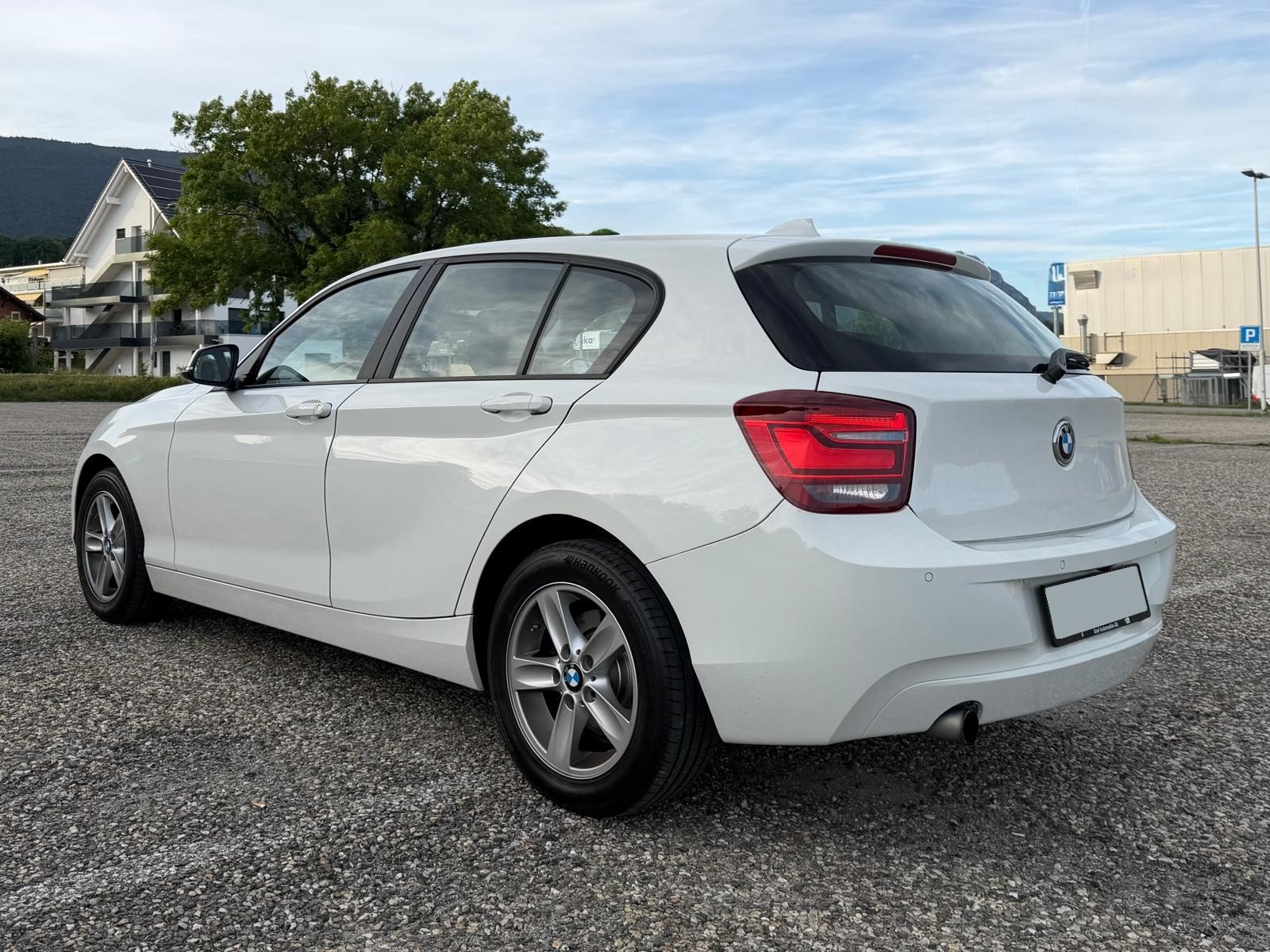 BMW 116i Steptronic-image-4