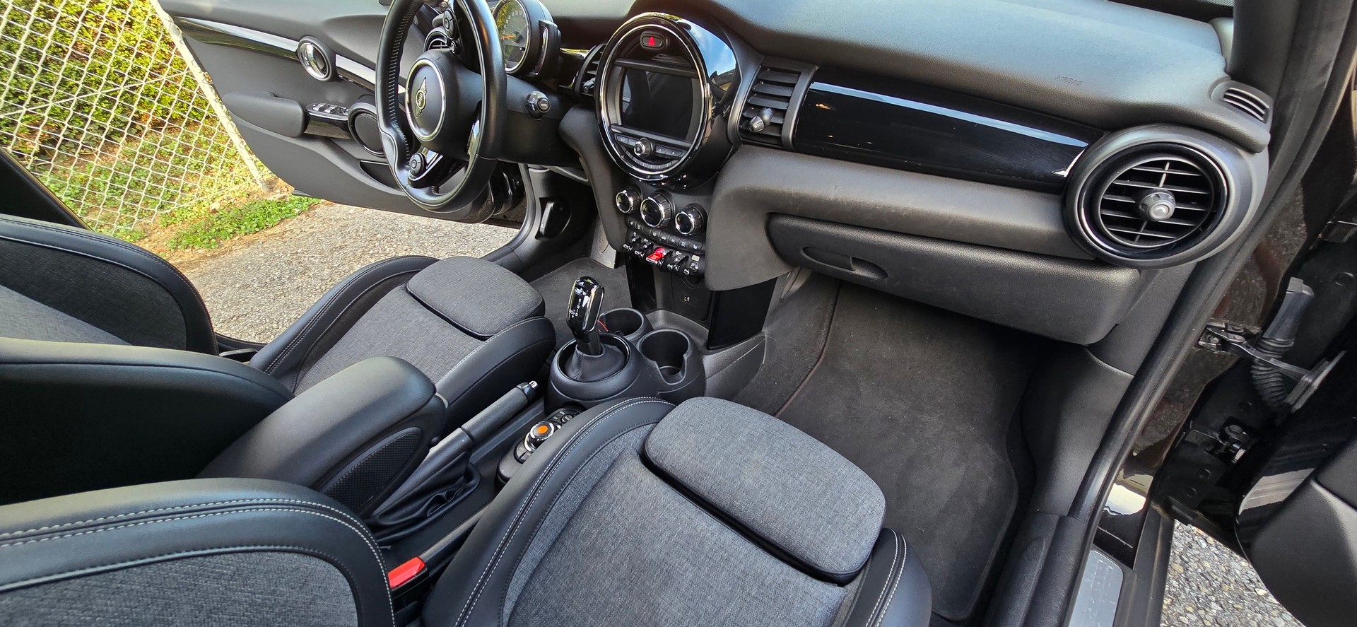 MINI 1.5i Cooper-image-3