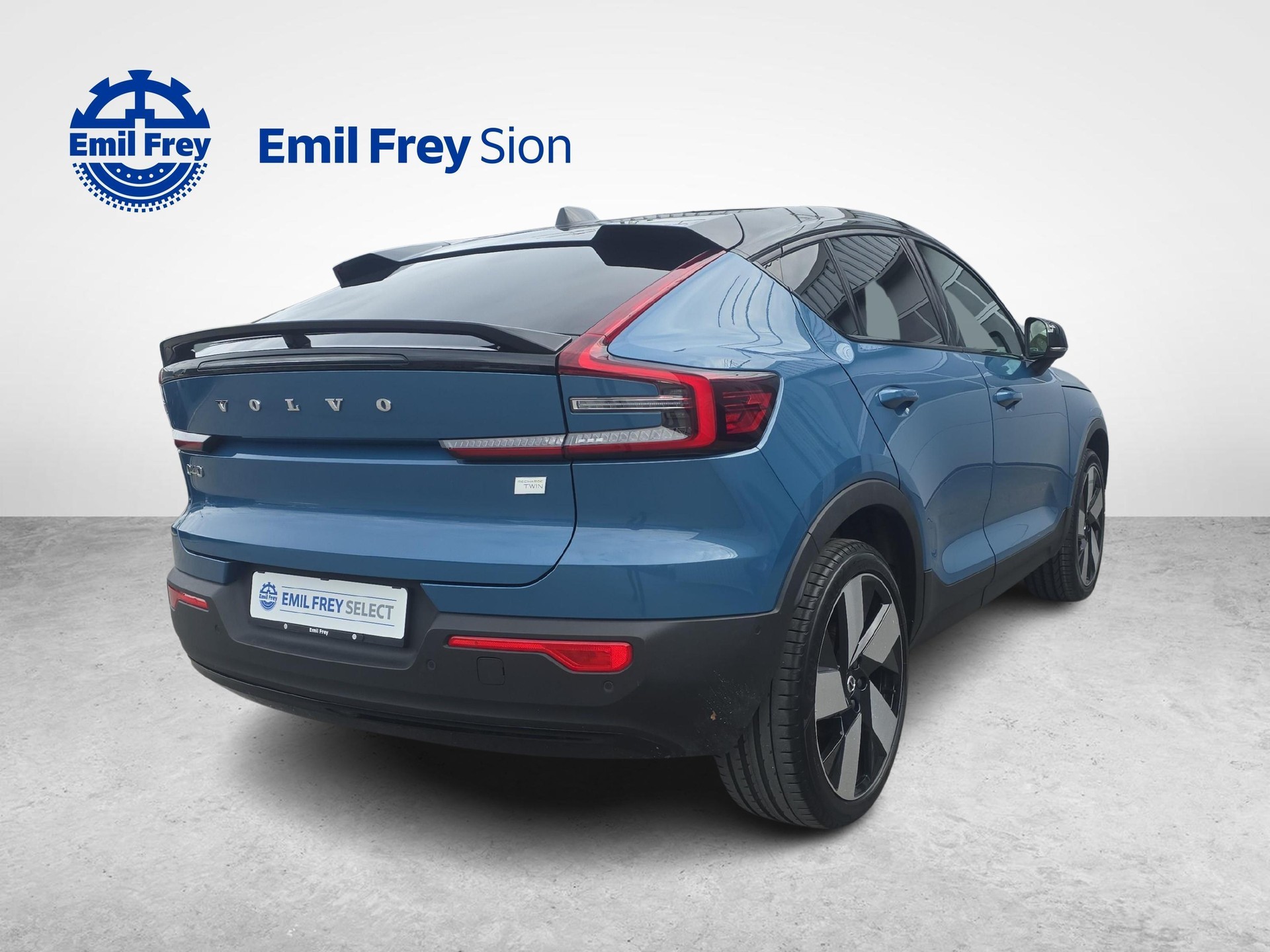 VOLVO C40 P8 Twin Recharge AWD-showroom-element-2