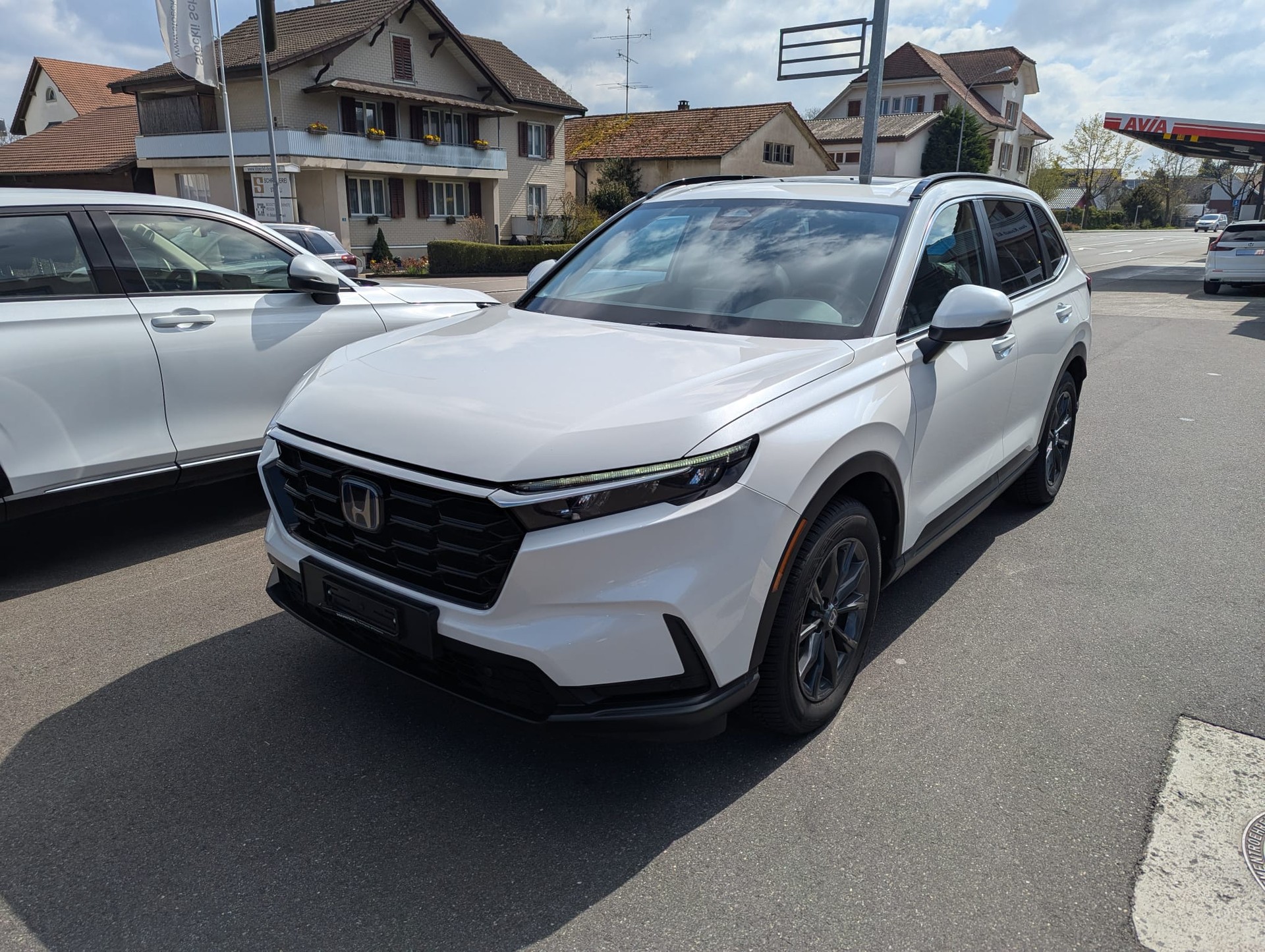 HONDA CR-V 2.0i MMD PHEV Elegance 2WD Automatic-image-1