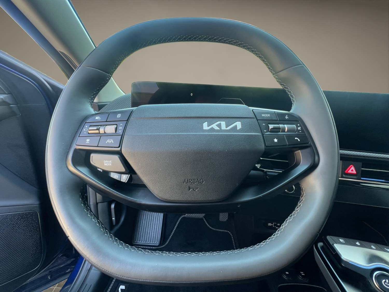 KIA EV6 84 kWh Earth 4x4-image-11