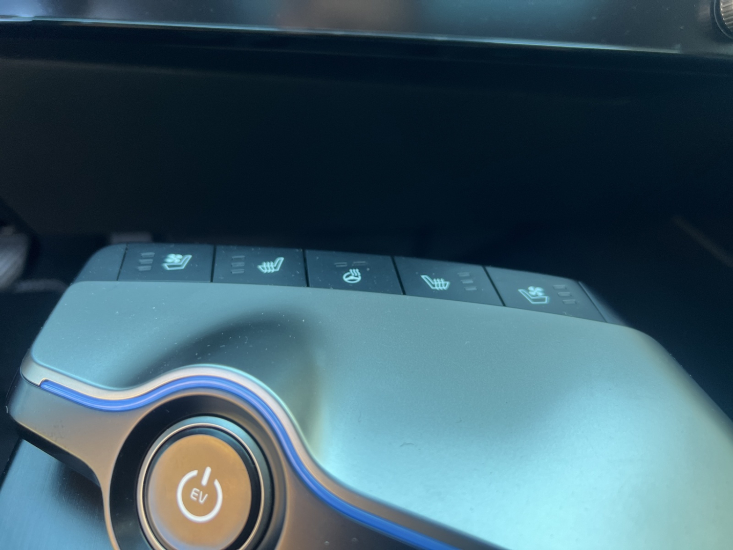 KIA EV6 84 kWh Earth 4x4-image-15