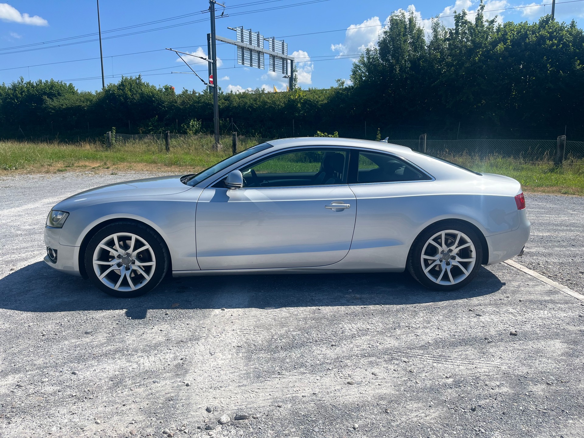 AUDI 3.2 V6 FSI M-Tronic-image-1