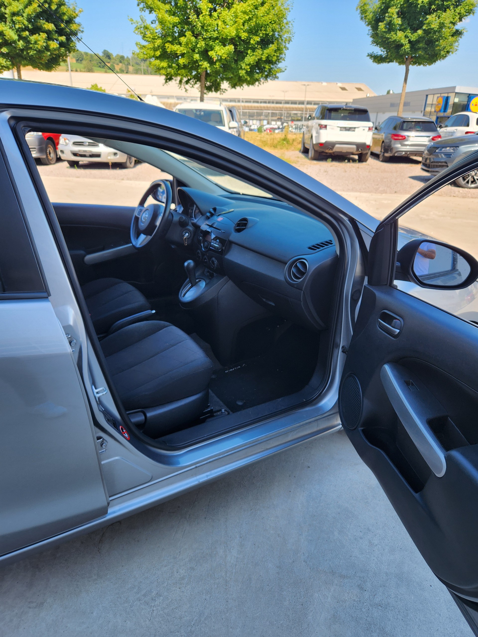 MAZDA 2 1.5i 16V Exclusive Automatic-image-7