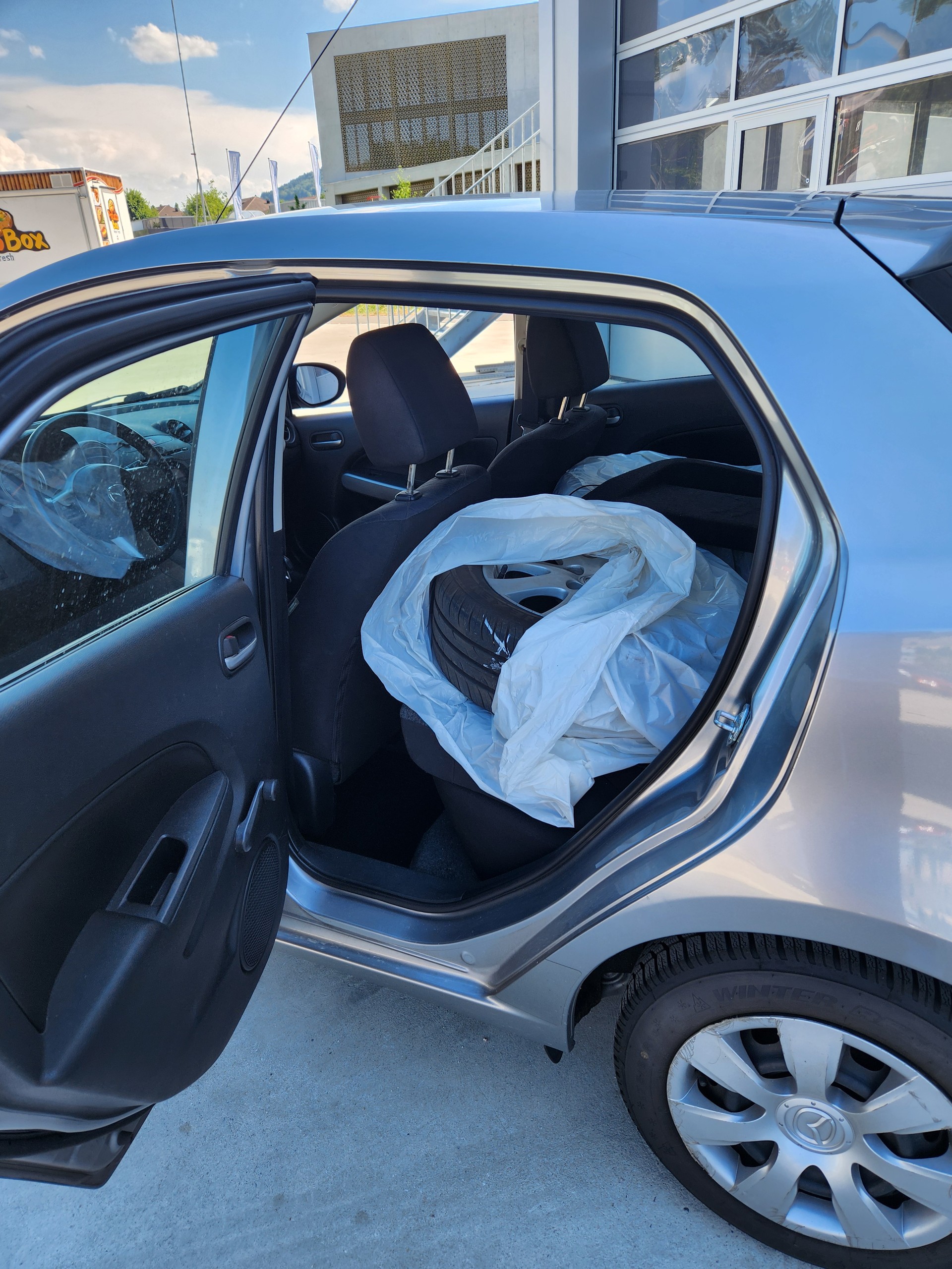 MAZDA 2 1.5i 16V Exclusive Automatic-image-8
