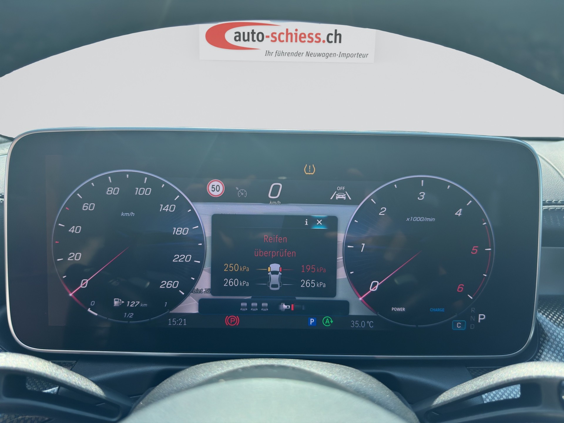MERCEDES-BENZ C 220 d AMG 4 Matic Line G-Tronic-image-12