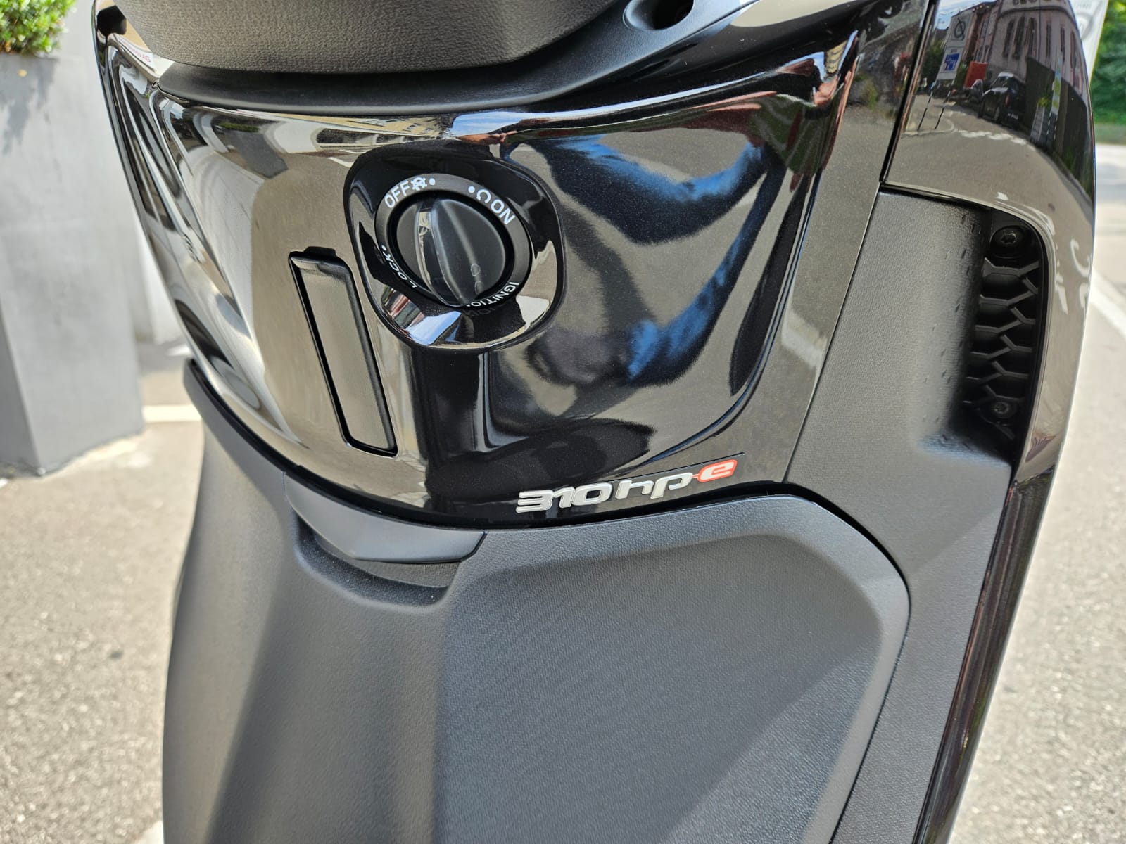 PIAGGIO Beverly 310 hpe E5+-image-8