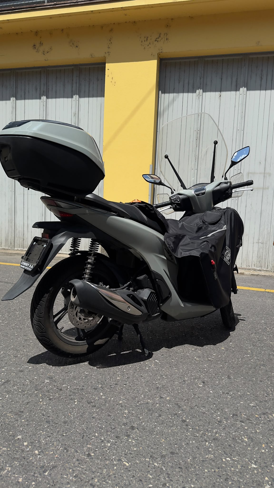 HONDA SH 125 +-showroom-element-3