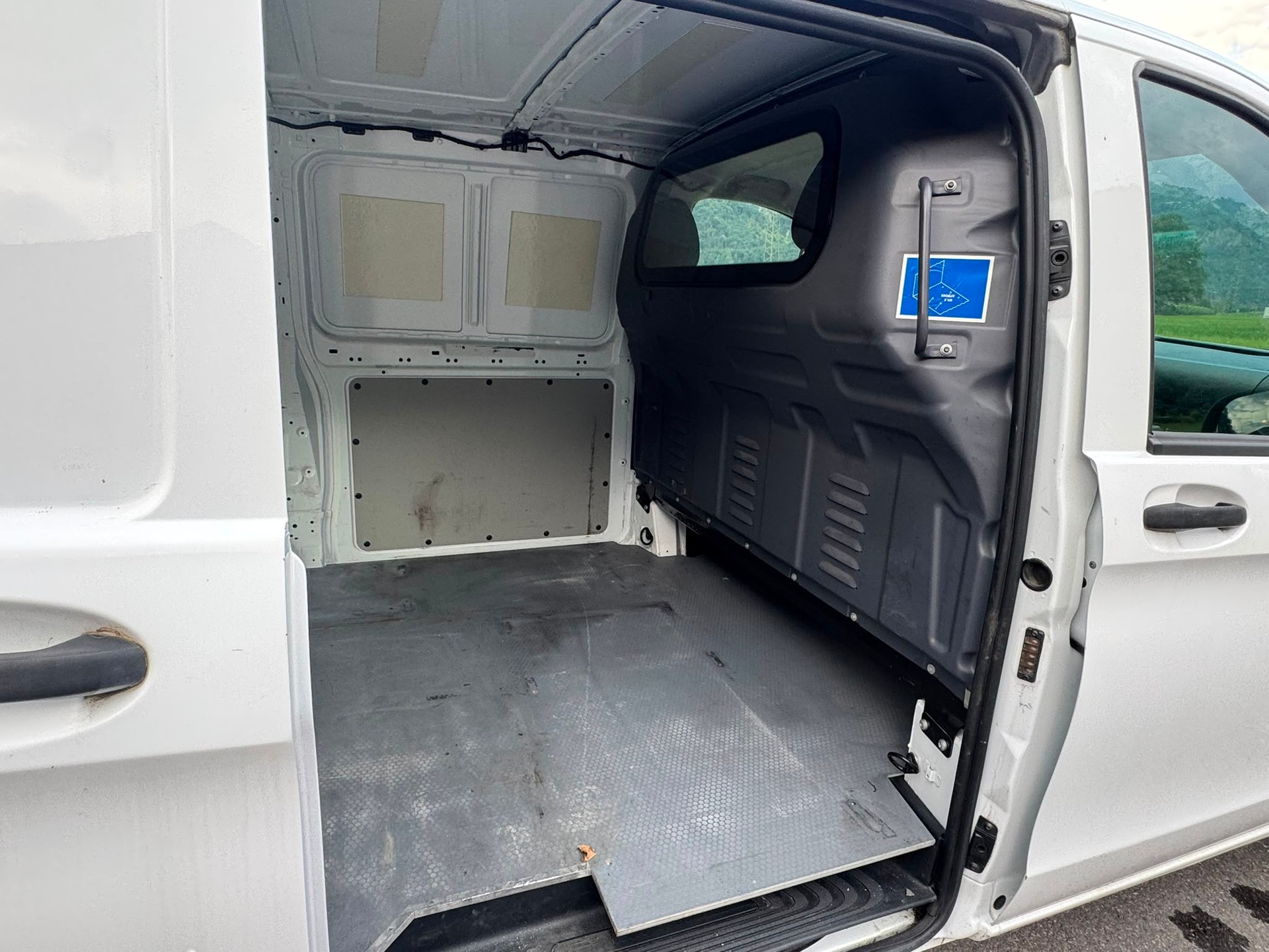 MERCEDES-BENZ Vito 114 CDI L Euro 5-image-10