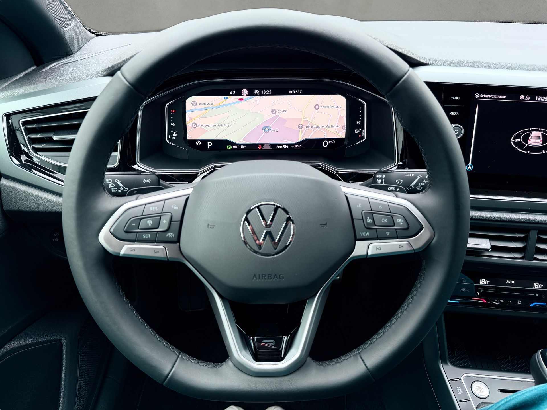 VW Polo 1.0 TSI R-Line DSG-image-17