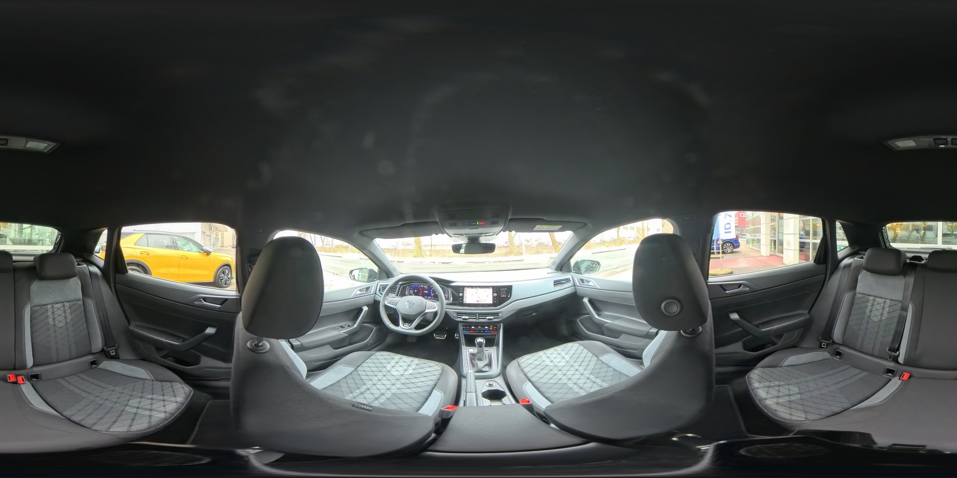 VW Polo 1.0 TSI R-Line DSG-image-25