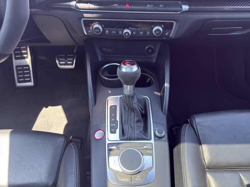 AUDI RS3 Sportback 2.5 TSI quattro S-tronic-image-6