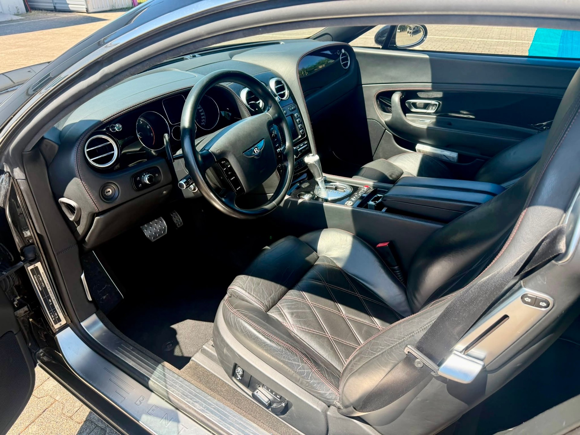 BENTLEY Continental GT 6.0-image-11