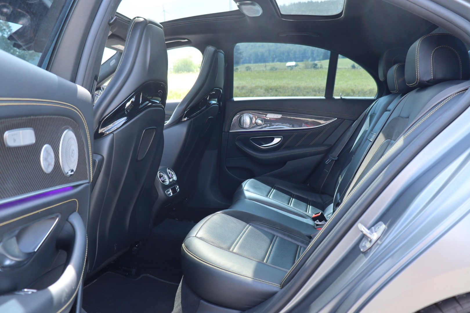 MERCEDES-BENZ E 63 AMG S Edition 1 4Matic Speedshift MCT-image-12