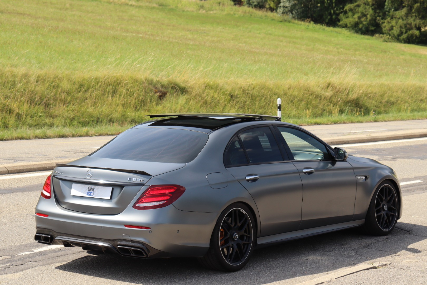 MERCEDES-BENZ E 63 AMG S Edition 1 4Matic Speedshift MCT-image-8