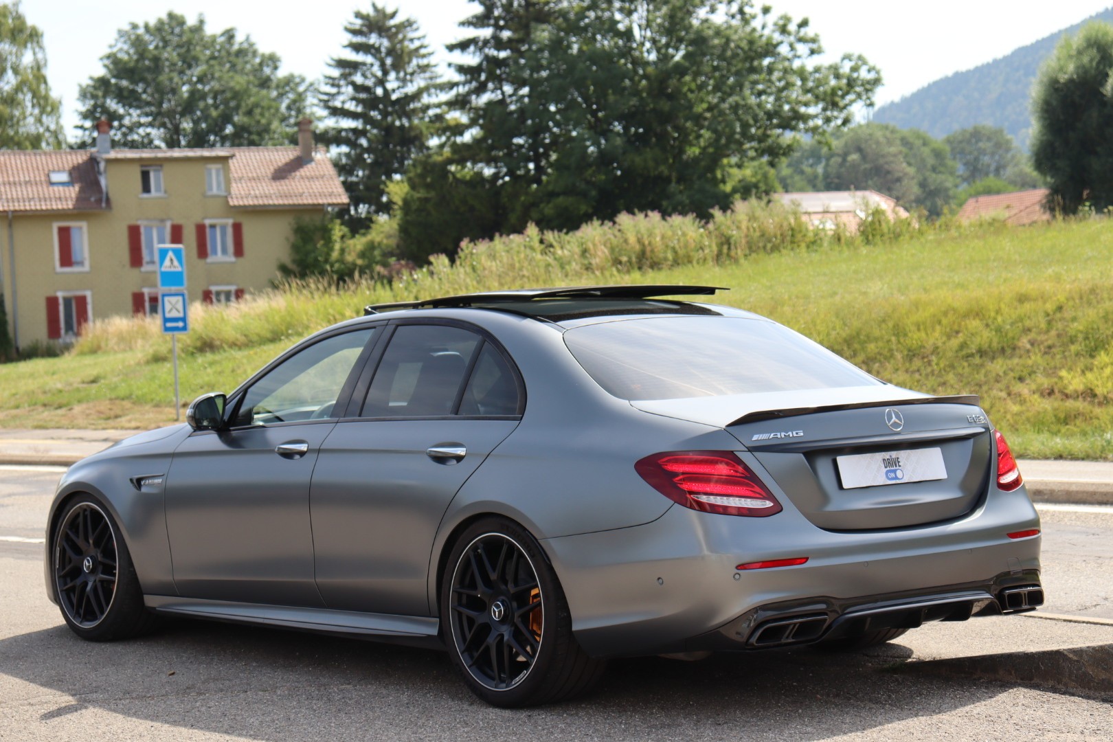 MERCEDES-BENZ E 63 AMG S Edition 1 4Matic Speedshift MCT-image-6