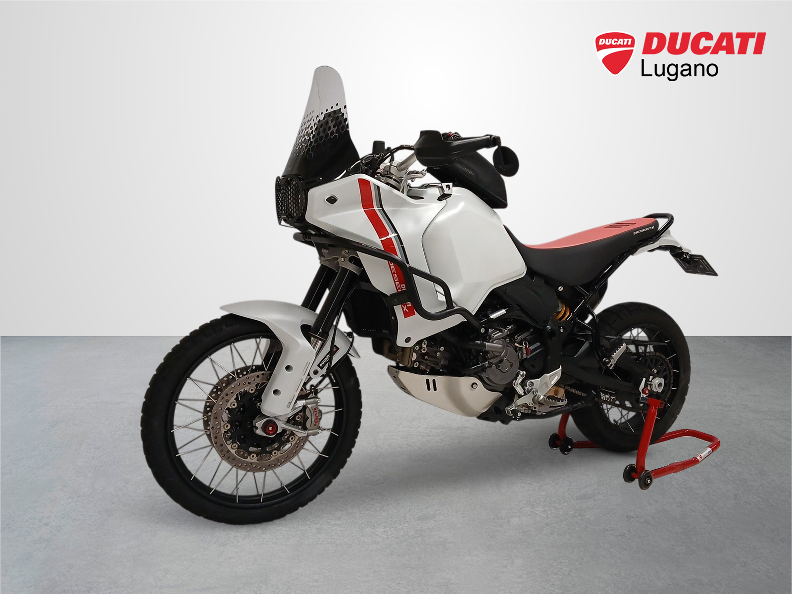 DUCATI Desert X-showroom-element-1