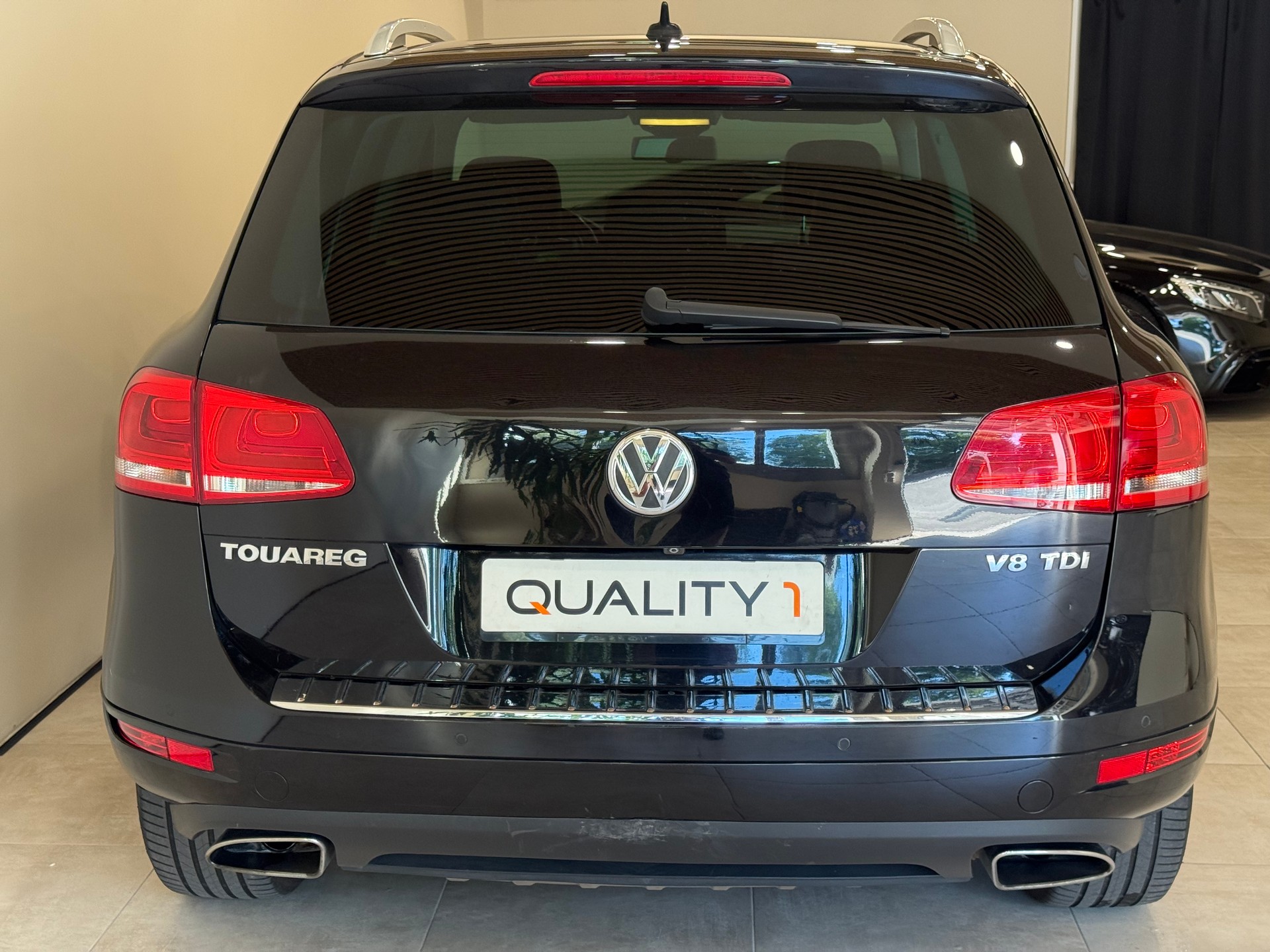 VW Touareg 4.2 TDI Tiptronic-image-3