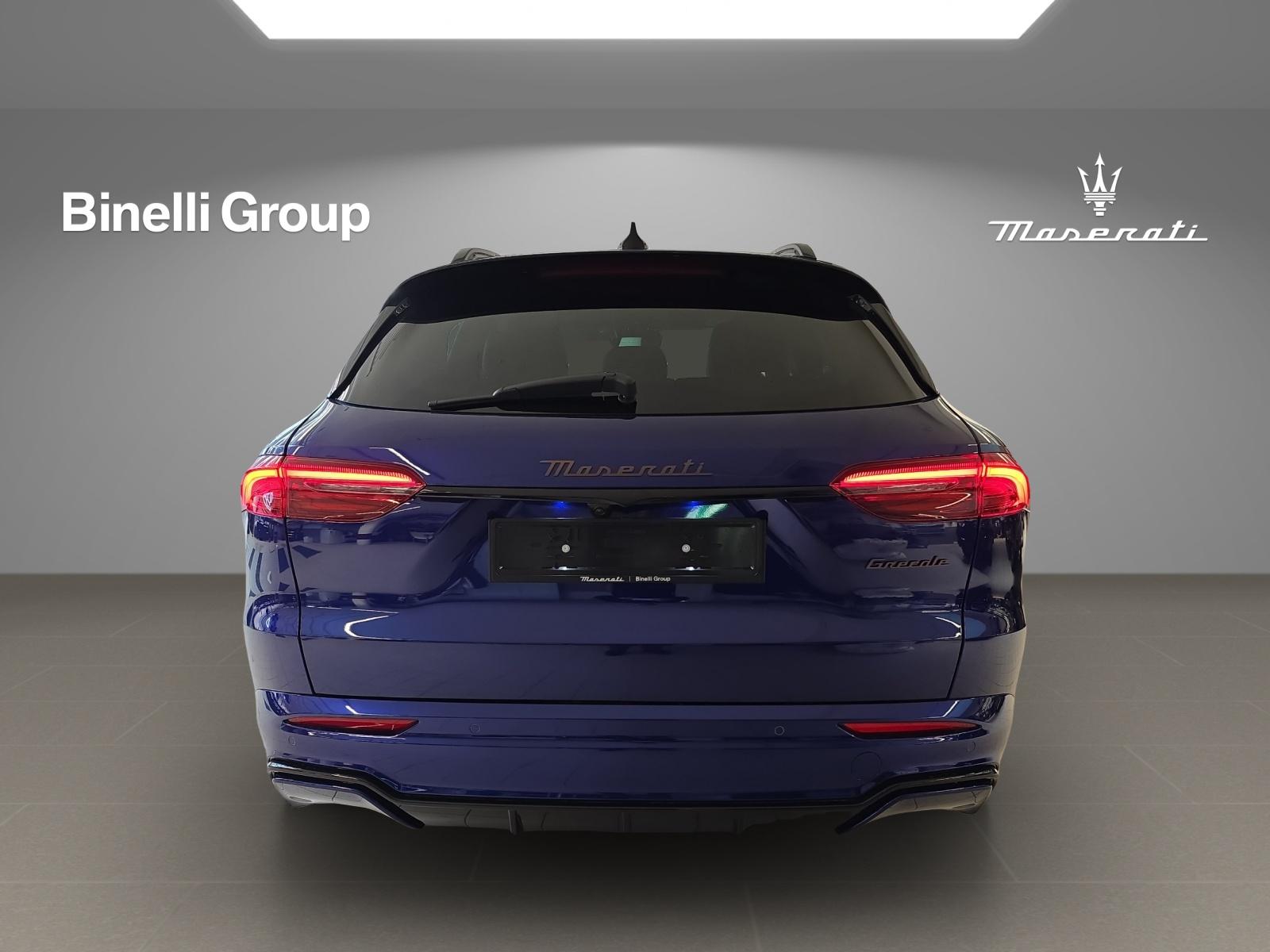 MASERATI Grecale Folgore-showroom-element-2