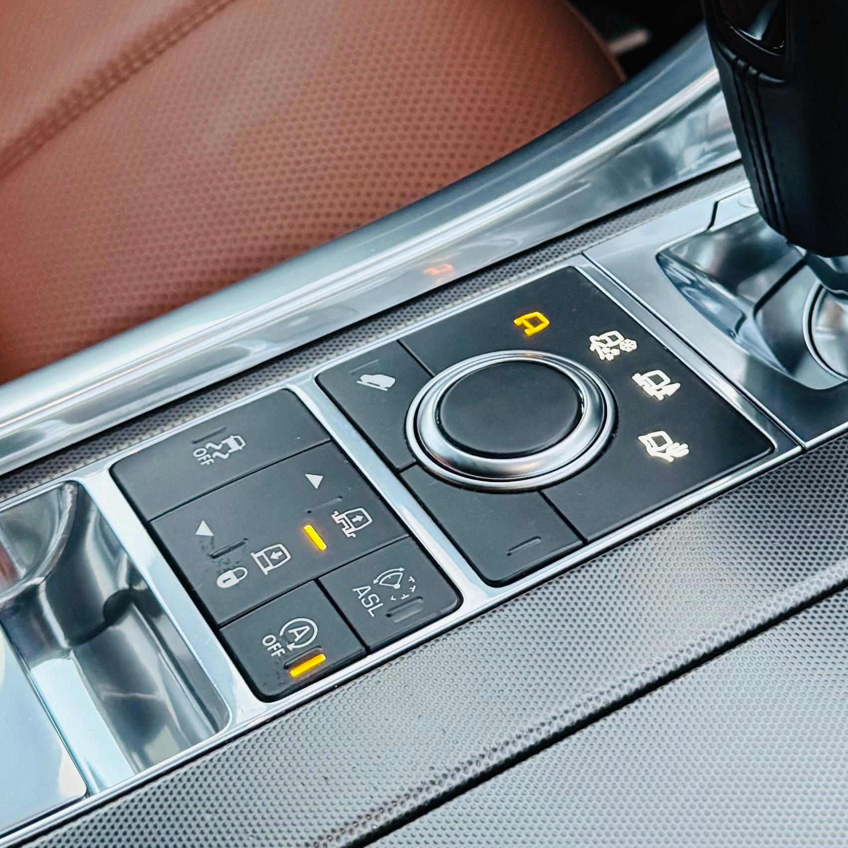 LAND ROVER Range Rover Sport 3.0 SDV6 HSE Dynamic Automatic-image-15
