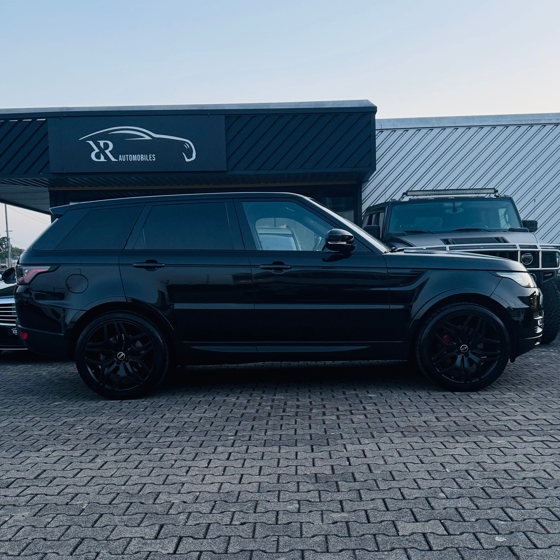 LAND ROVER Range Rover Sport 3.0 SDV6 HSE Dynamic Automatic-image-1