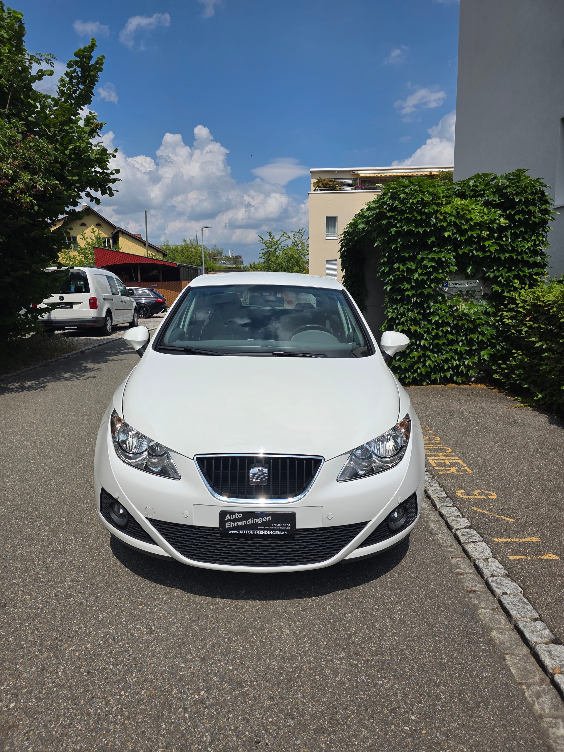 SEAT Ibiza 1.6 Style DSG-image-1