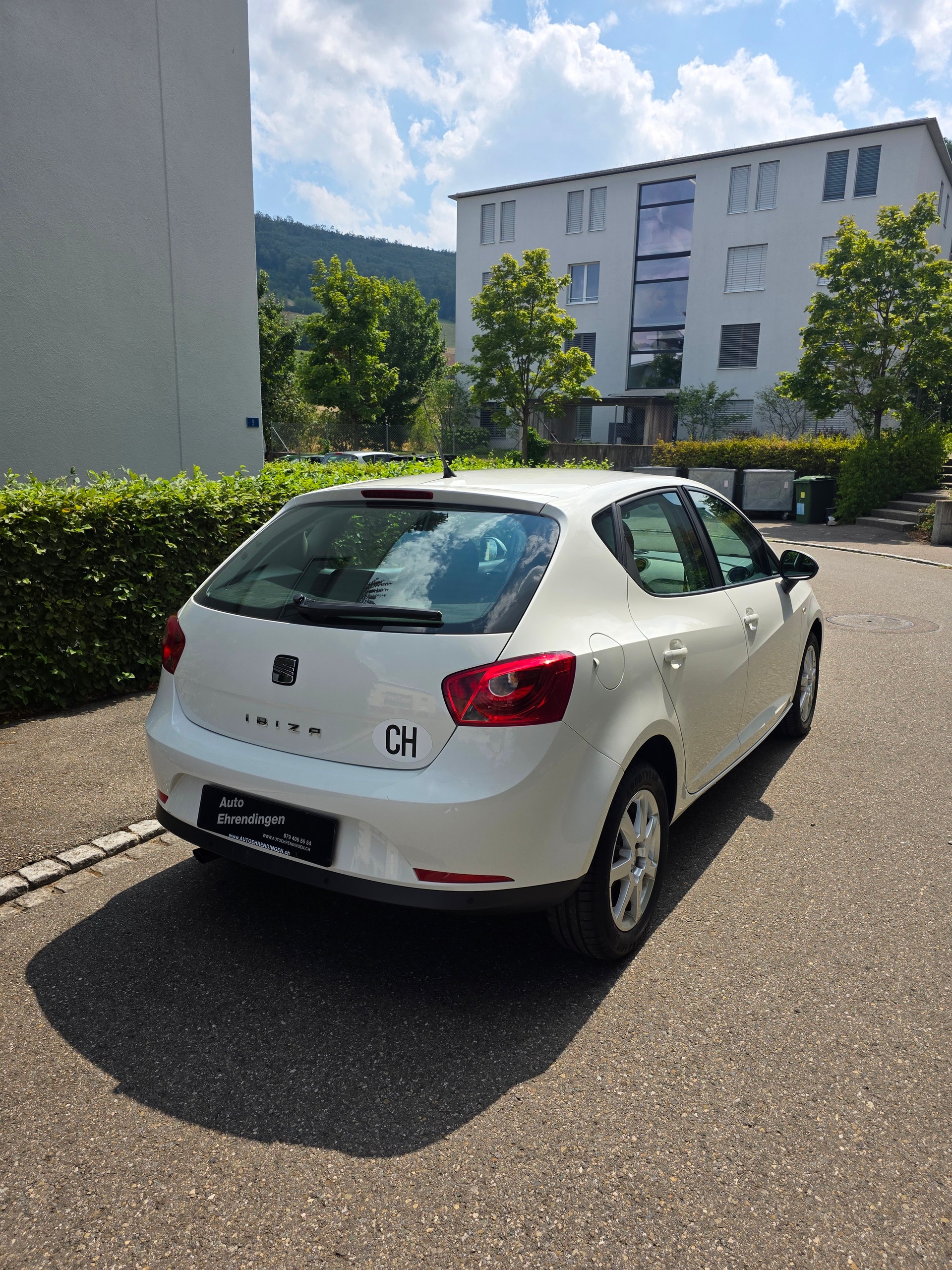 SEAT Ibiza 1.6 Style DSG-image-5