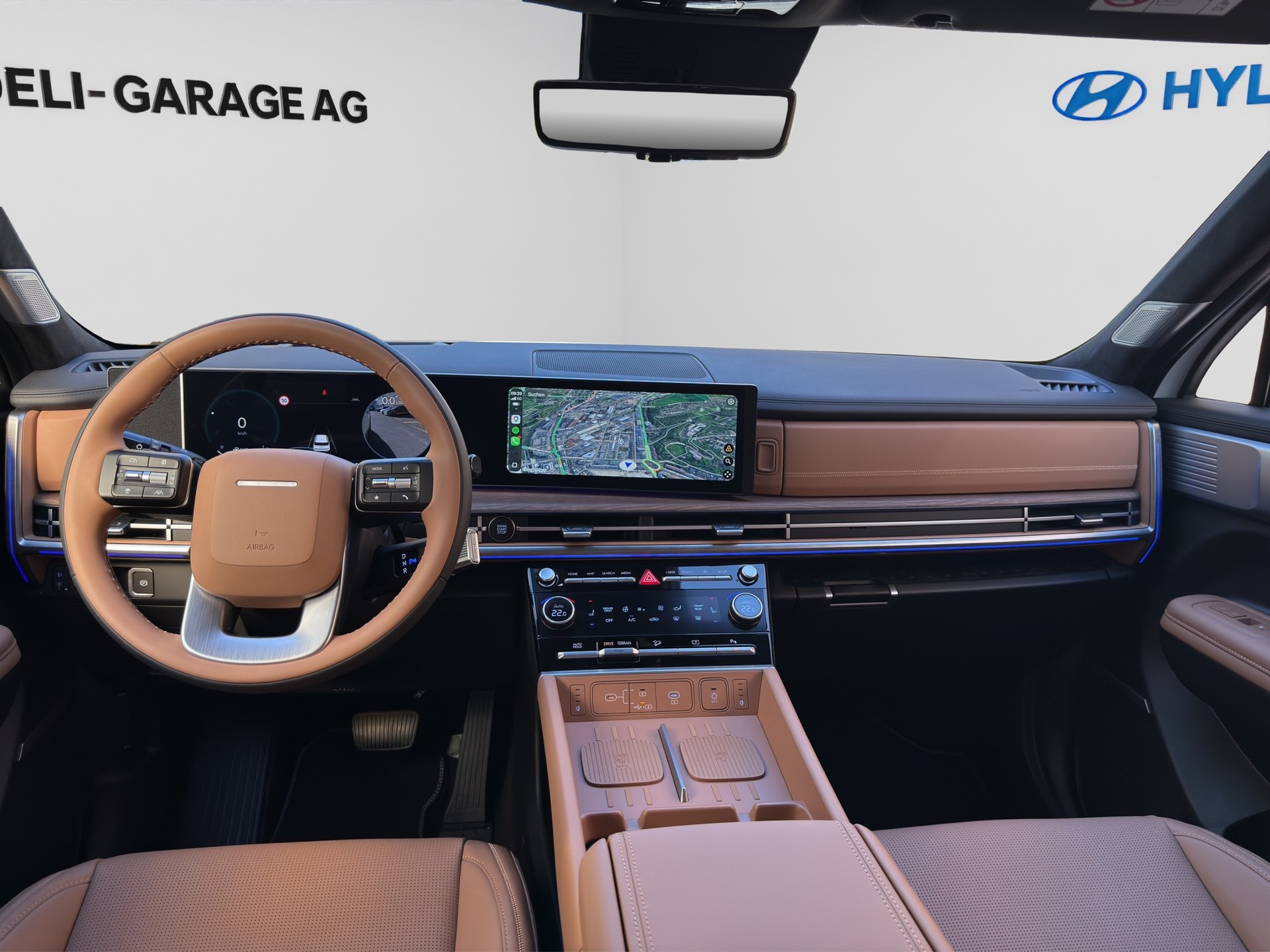 HYUNDAI Santa Fe 1.6 T-GDi HEV Calligraphy 4WD Automatic-image-13